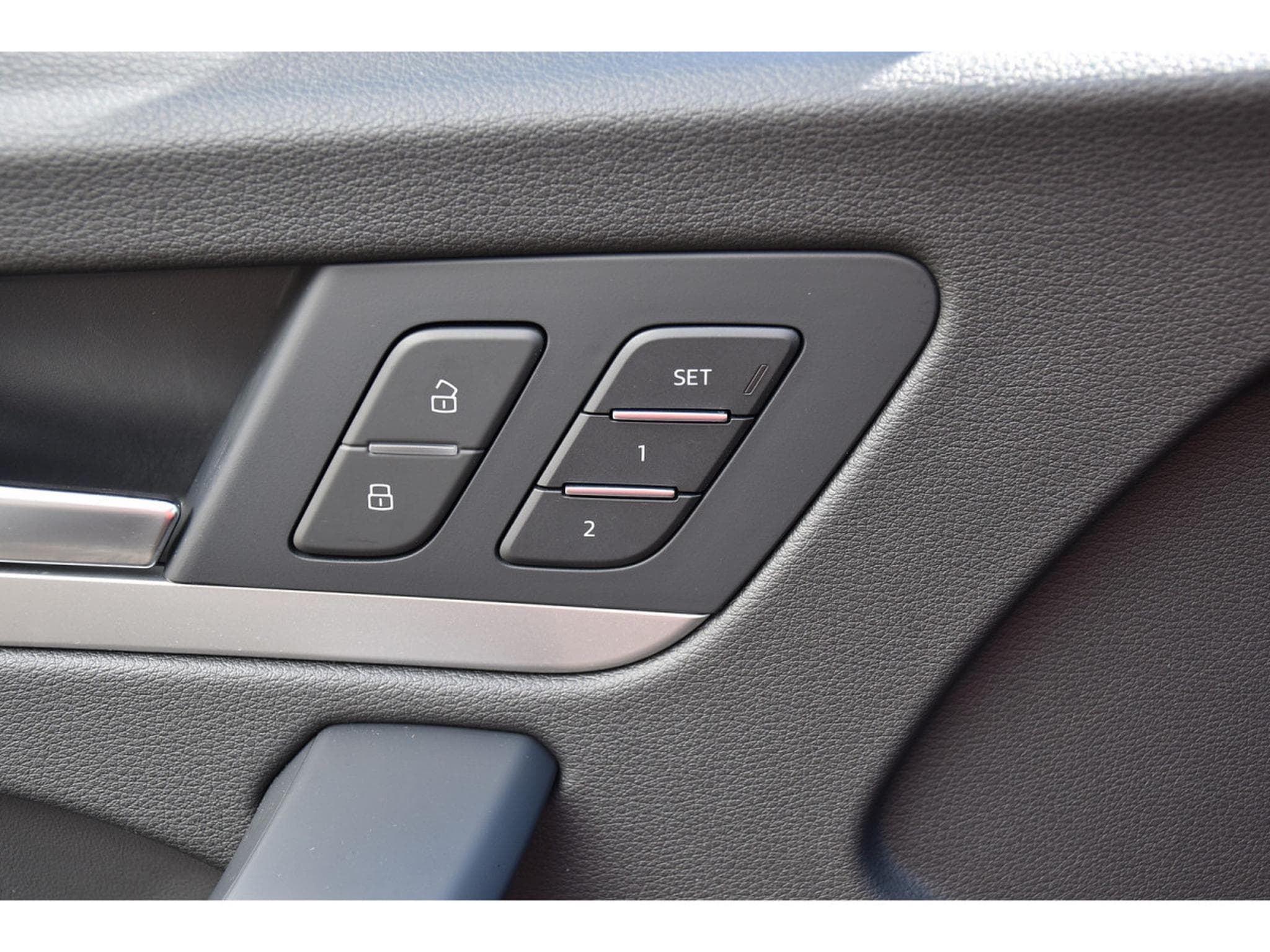 Audi Q5 40 TDI Quattro Advanced S-Tronic CUIR MEMO ACC SIDE B&O 1° M (2023) - Photo 21