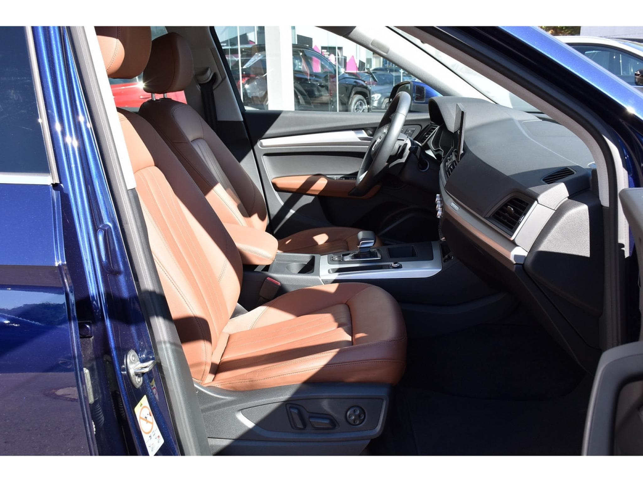 Audi Q5 40 TDI Quattro Advanced S-Tronic CUIR MEMO ACC SIDE B&O 1° M (2023) - Photo 7