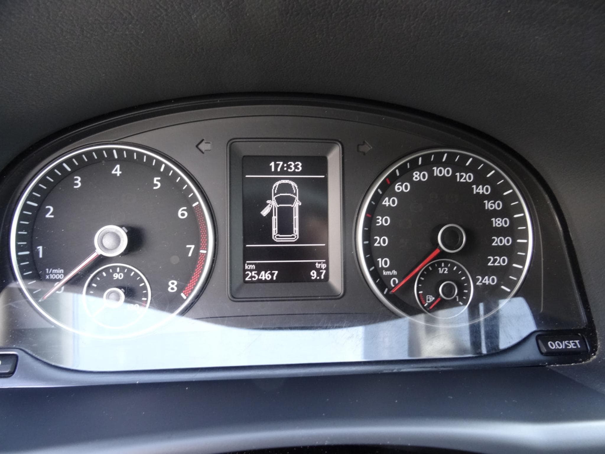 VW Touran 1.4 TSI DSG (2014) - Photo 16