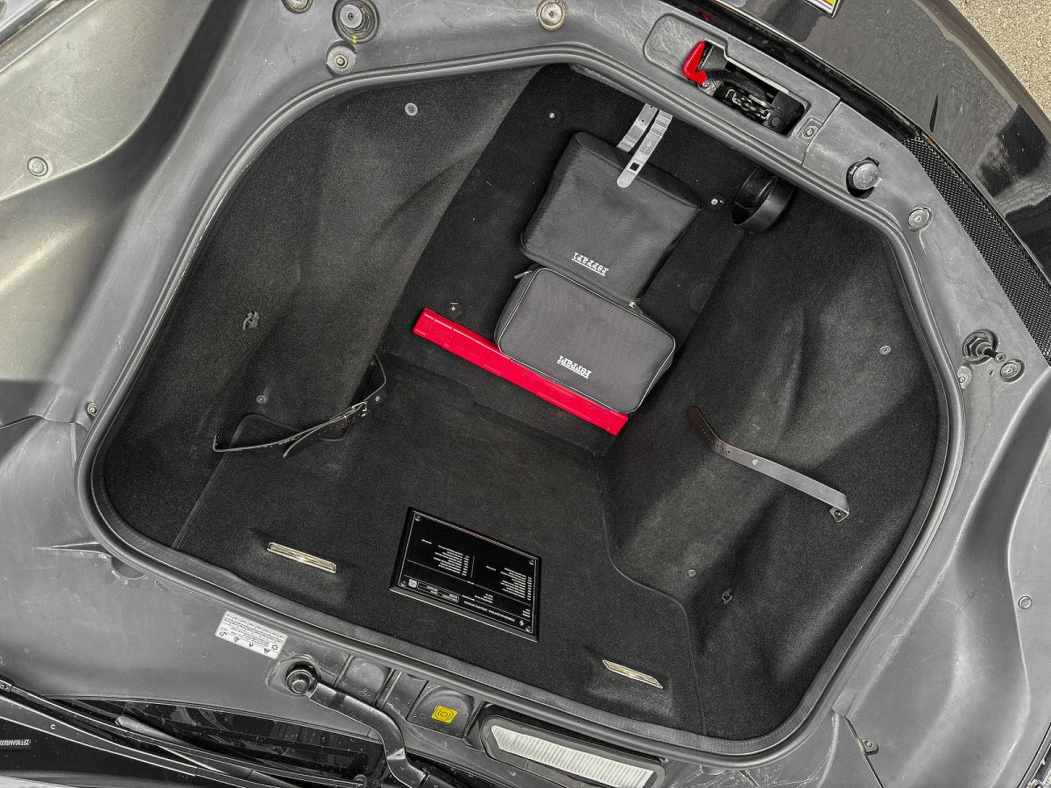 Ferrari 488 GTS POWER WARRANTY/F1/CARBON/LIFT/CARBON/20/LIFT/MALUS (2017) - Foto 23