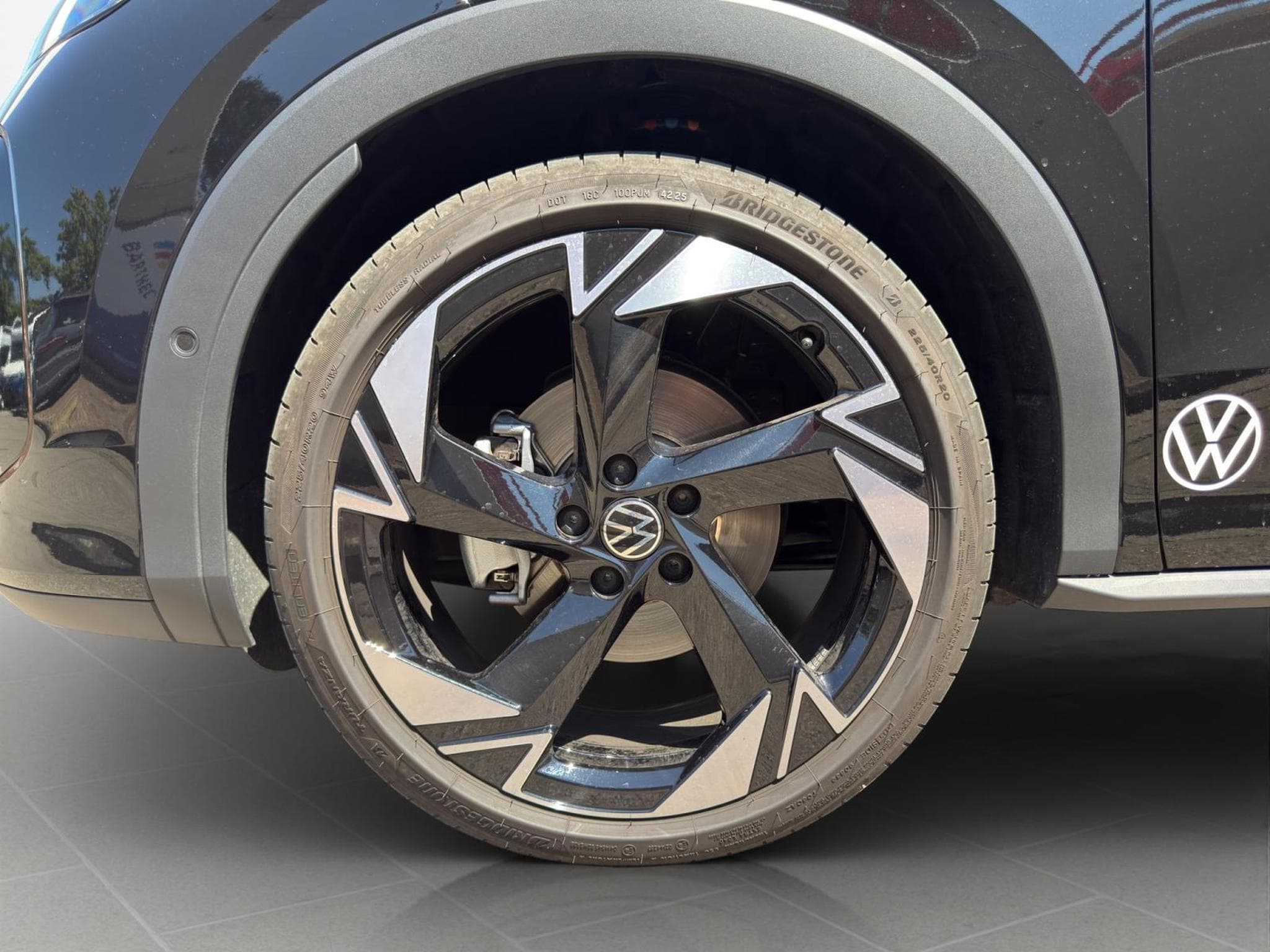VW T-Roc R-Line 1.5 eTSI 150PS DSG (2026) - Photo 8