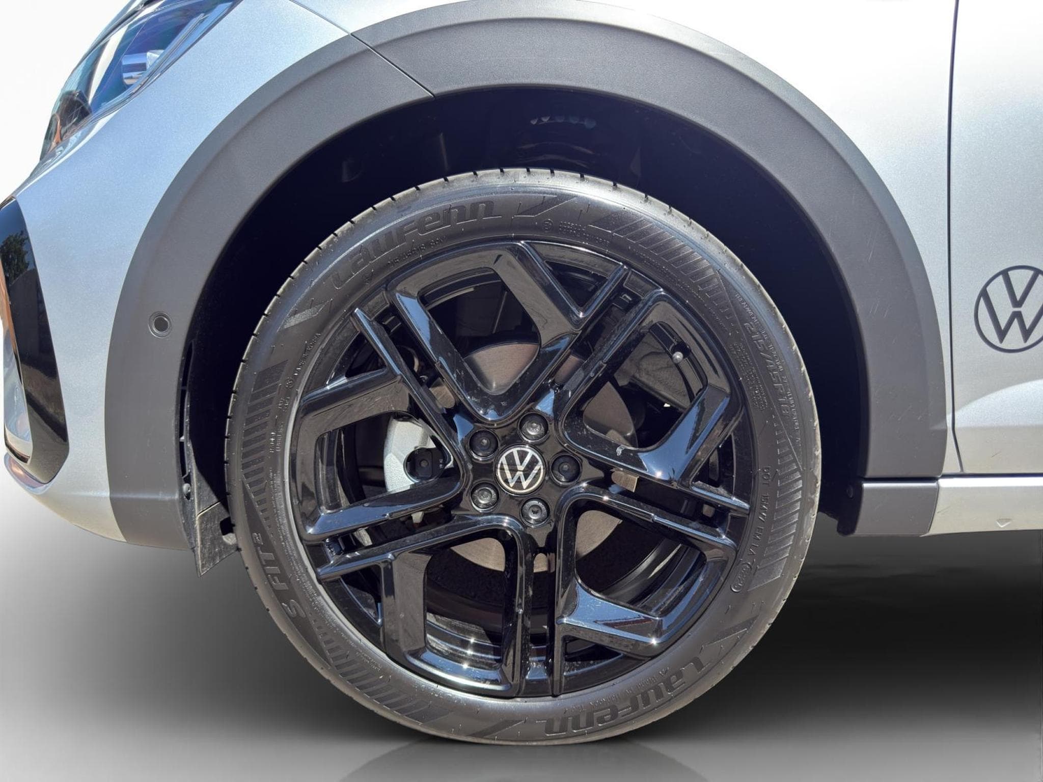 VW Taigo R-Line (2026) - Photo 3
