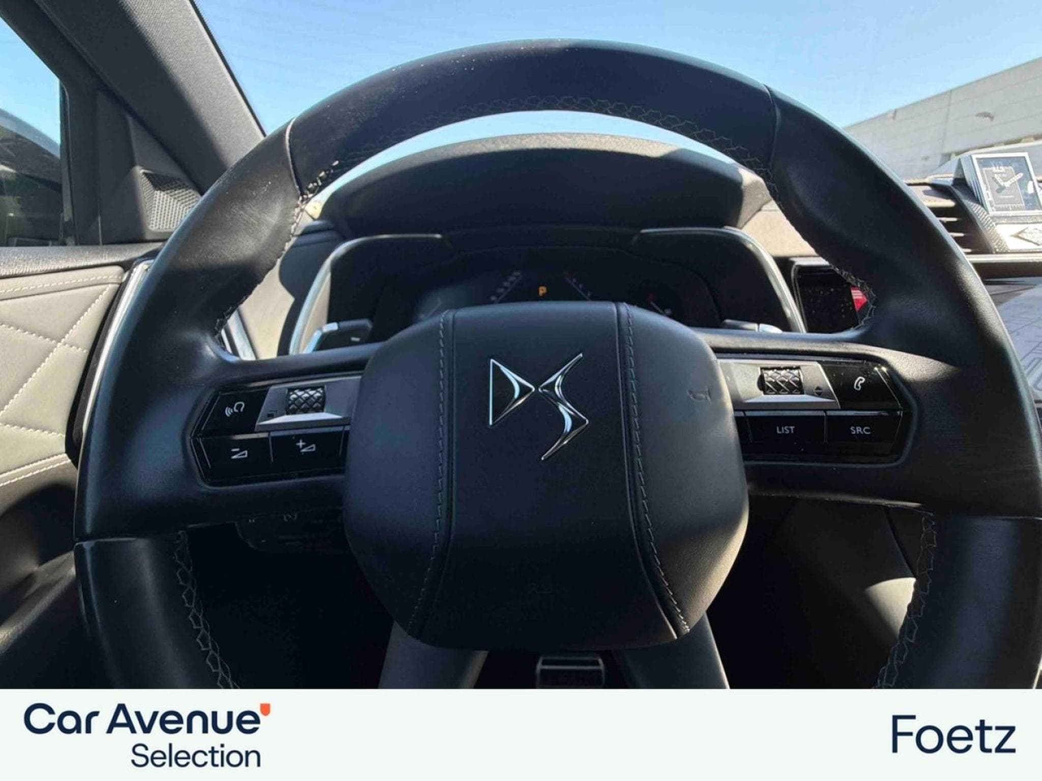 DS Automobiles DS7 BlueHDi 130ch Ligne Noire Automatique (2022) - Photo 12