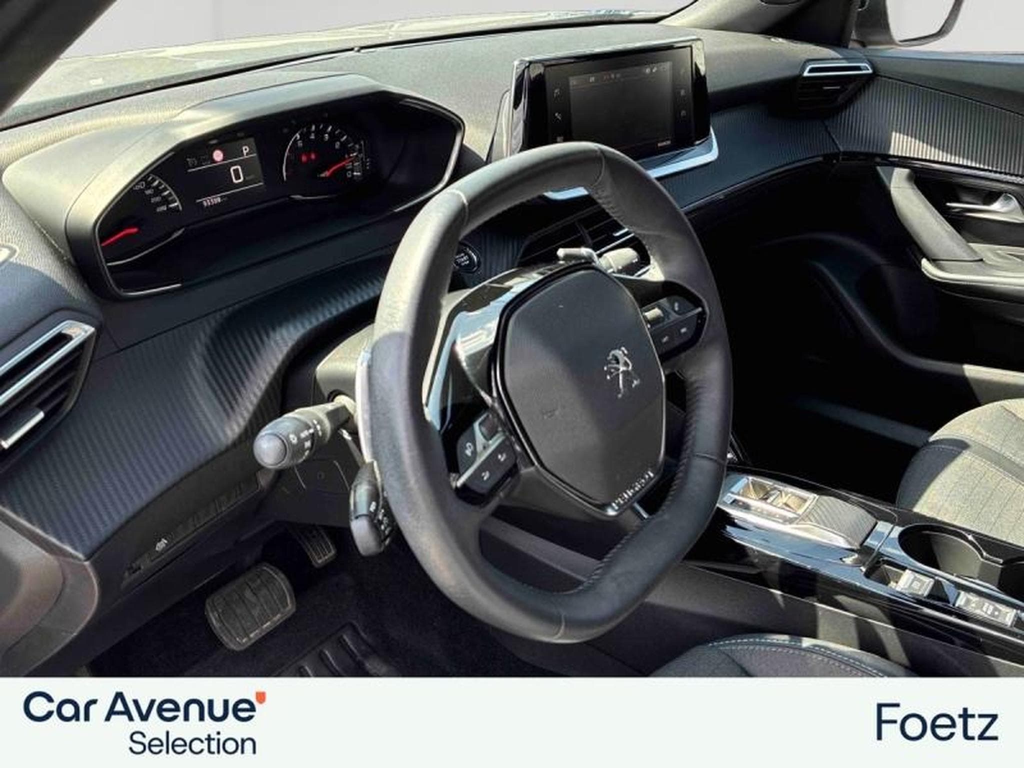 PEUGEOT 2008 1.2 PureTech 130ch S&S Allure EAT8 (2023) - Photo 6