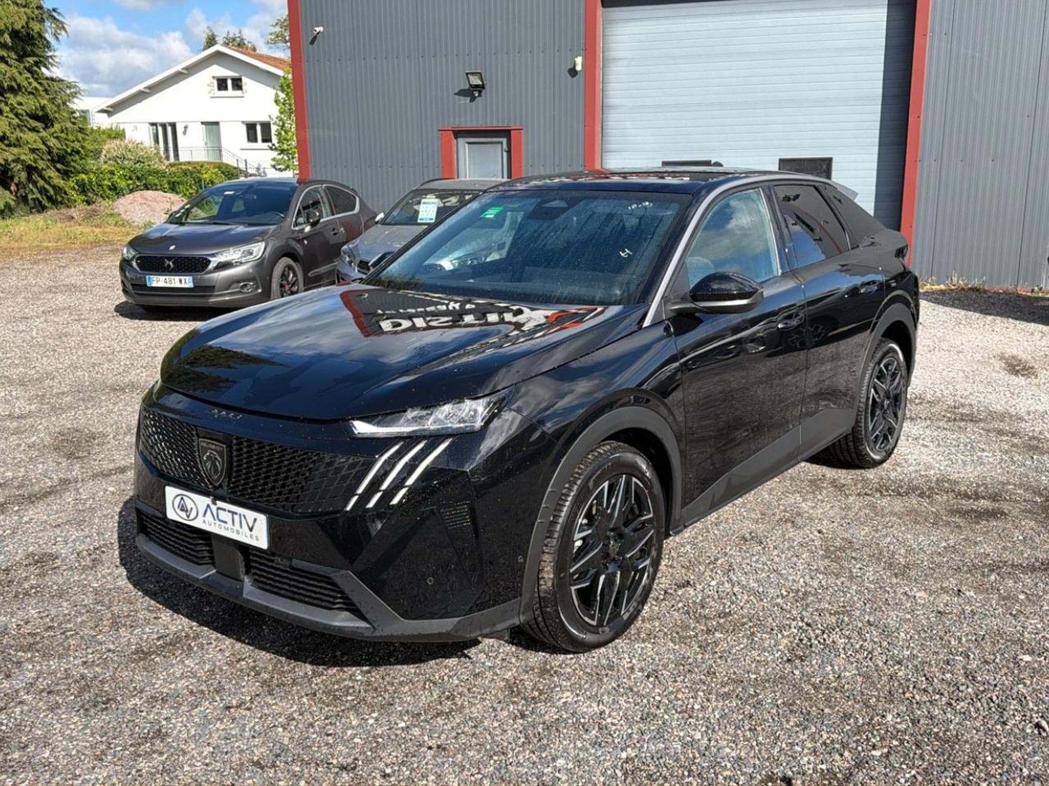 Peugeot 3008 1.2 HYBRID 145 ALLURE E-DCS6 (2025) - Photo 1