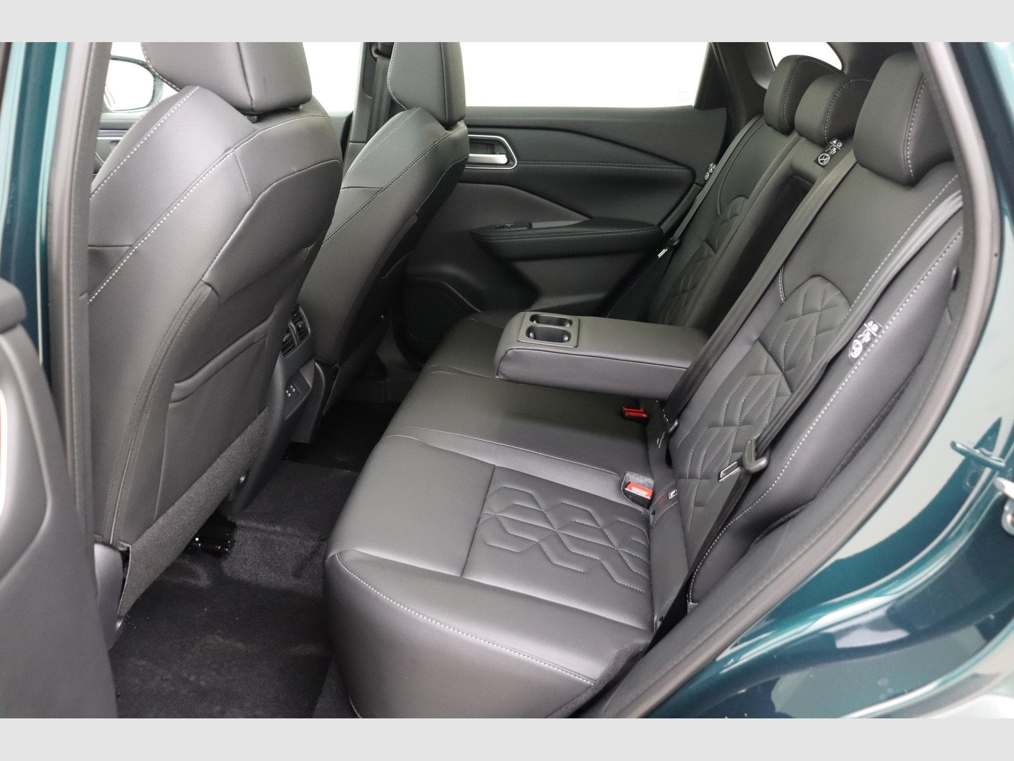 Nissan Qashqai Tekna / 2Tone / (MY25) (2026) - Photo 14