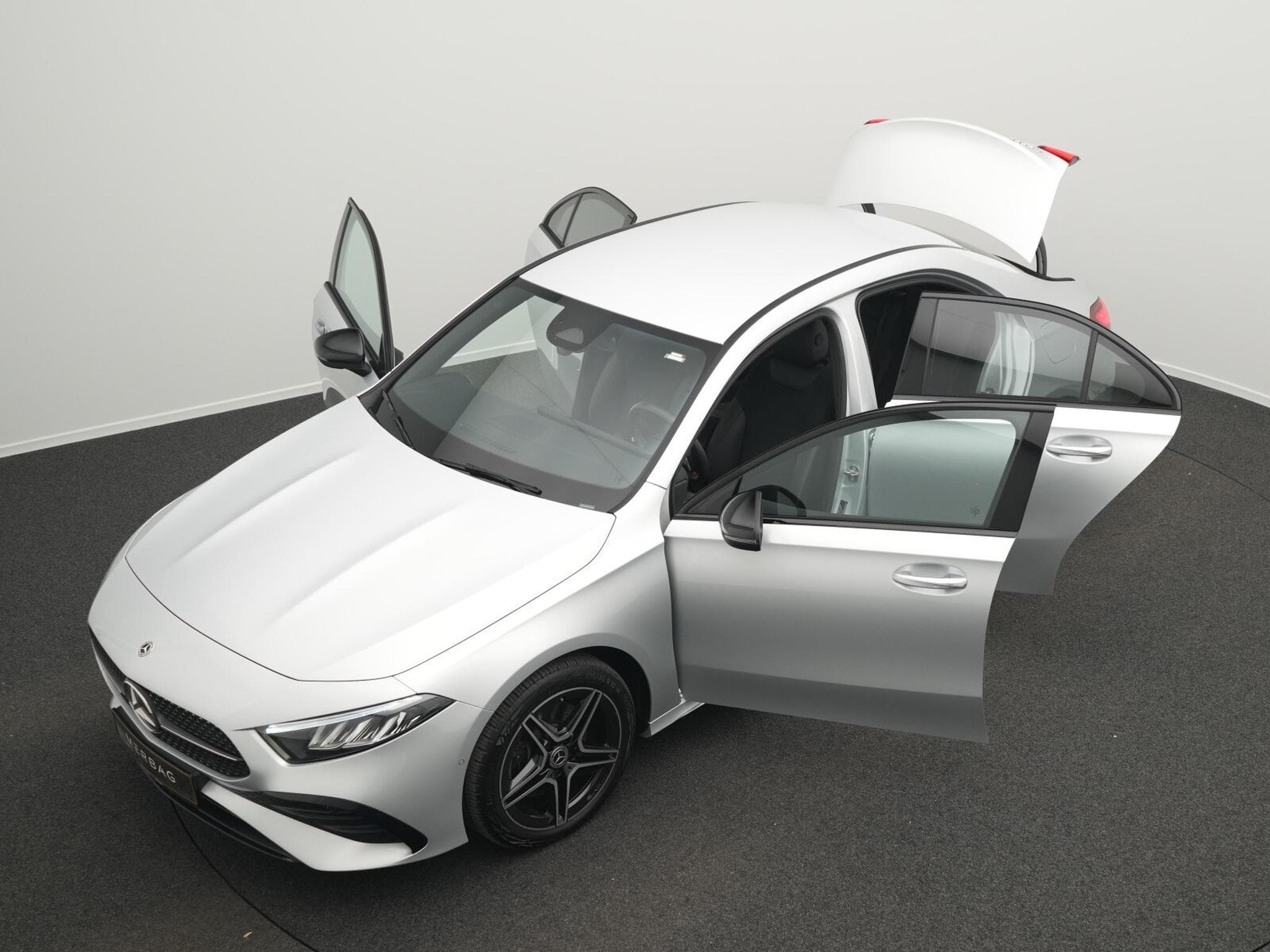 Mercedes A 250 e AMG-Line LED+Kamera+Night+Ambi (2023) - Foto 14