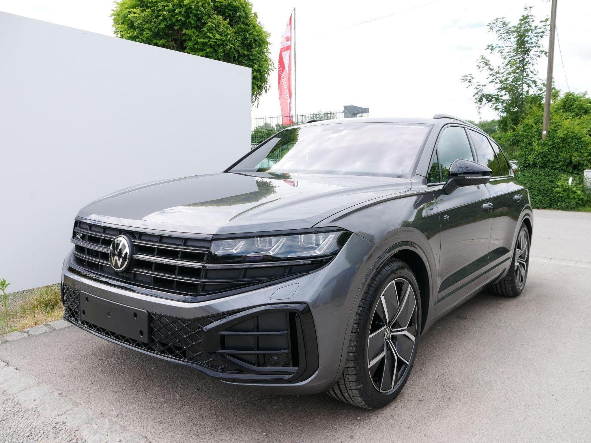 VW Touareg FINAL-EDITION (2026) - Photo 1