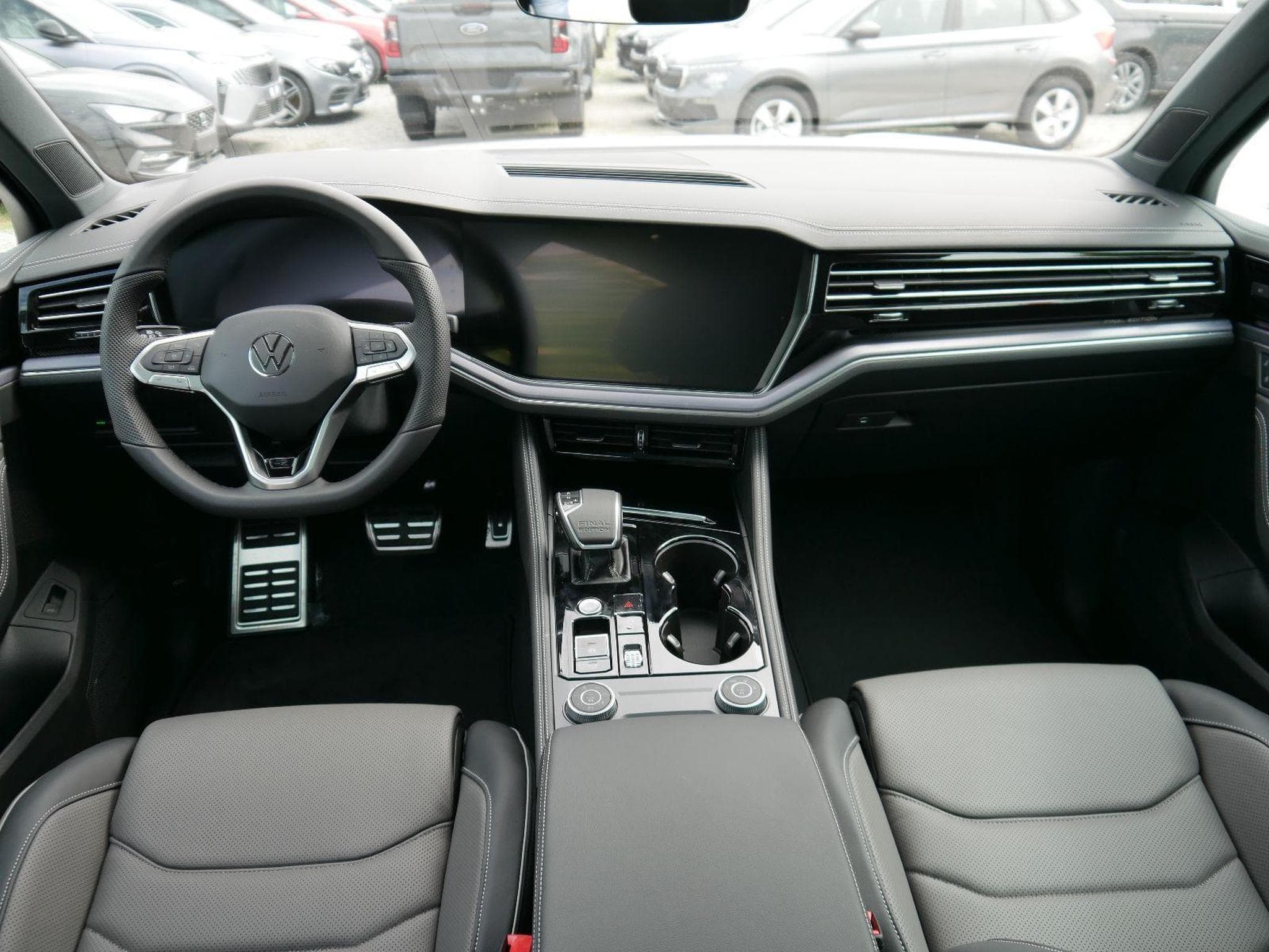 VW Touareg FINAL-EDITION (2026) - Photo 13