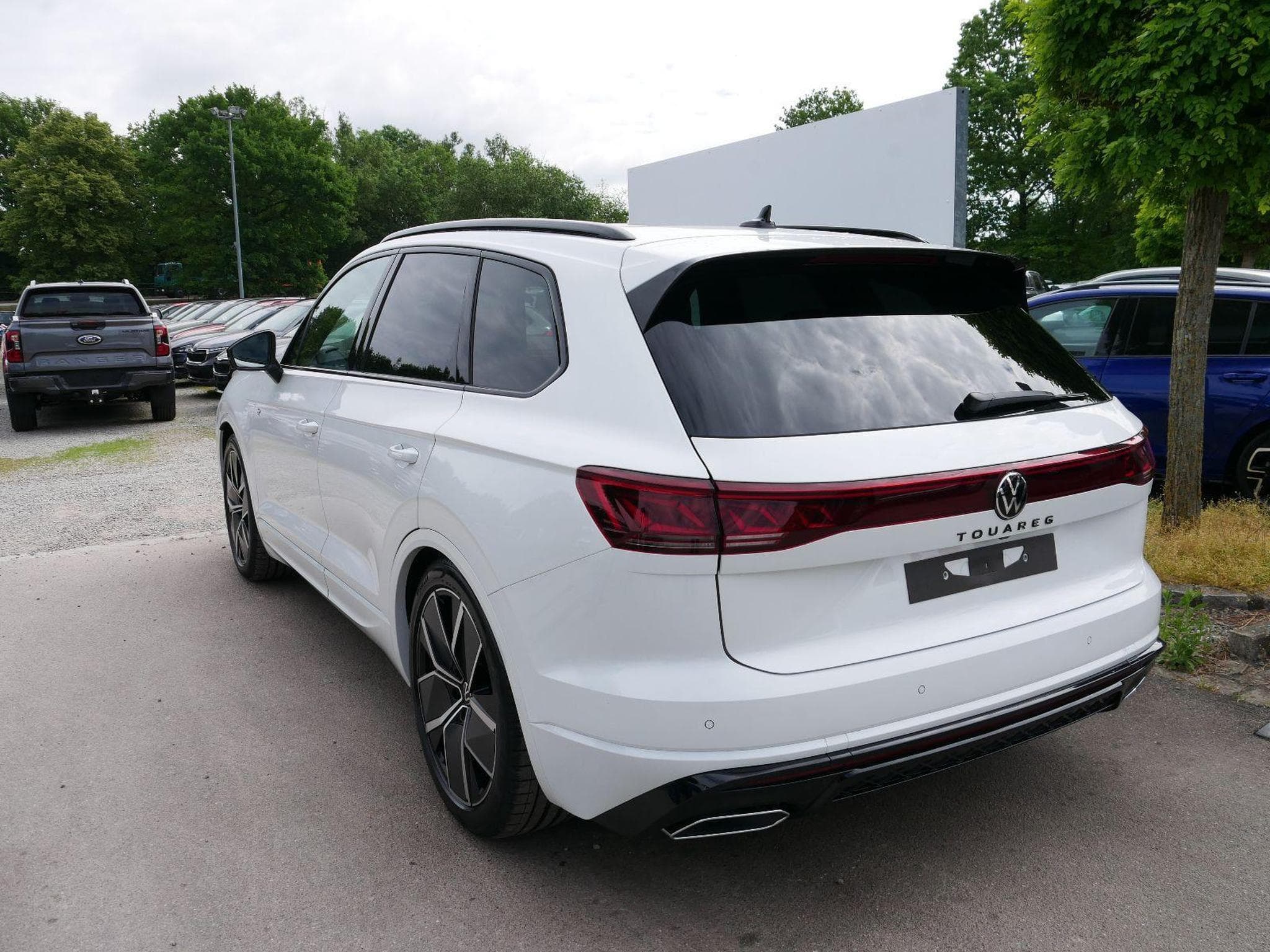 VW Touareg FINAL-EDITION (2026) - Photo 5