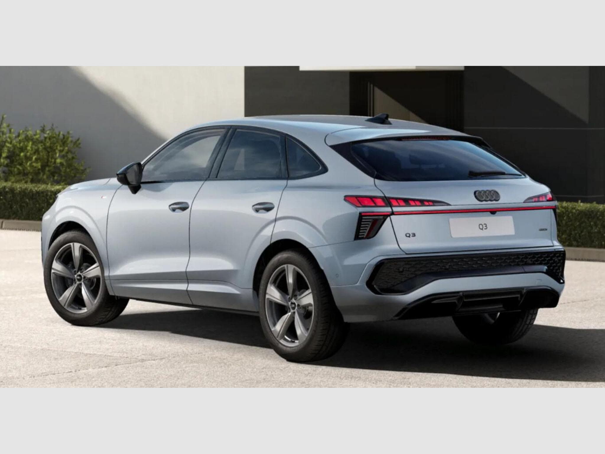 Audi Q3 Sportback quatt. 2xS (2026) - Photo 3