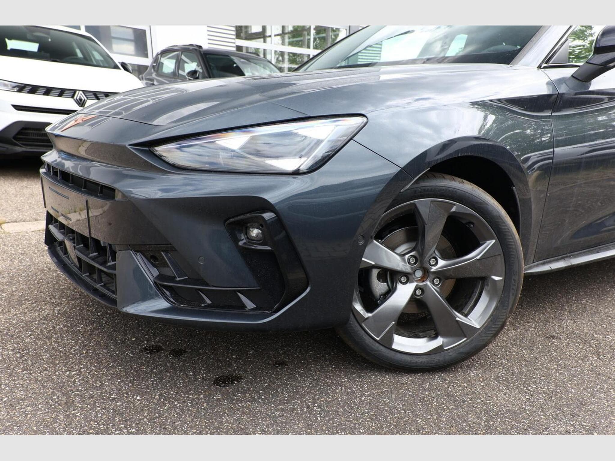 Cupra Leon DSG IntelliD Nav (2026) - Photo 5