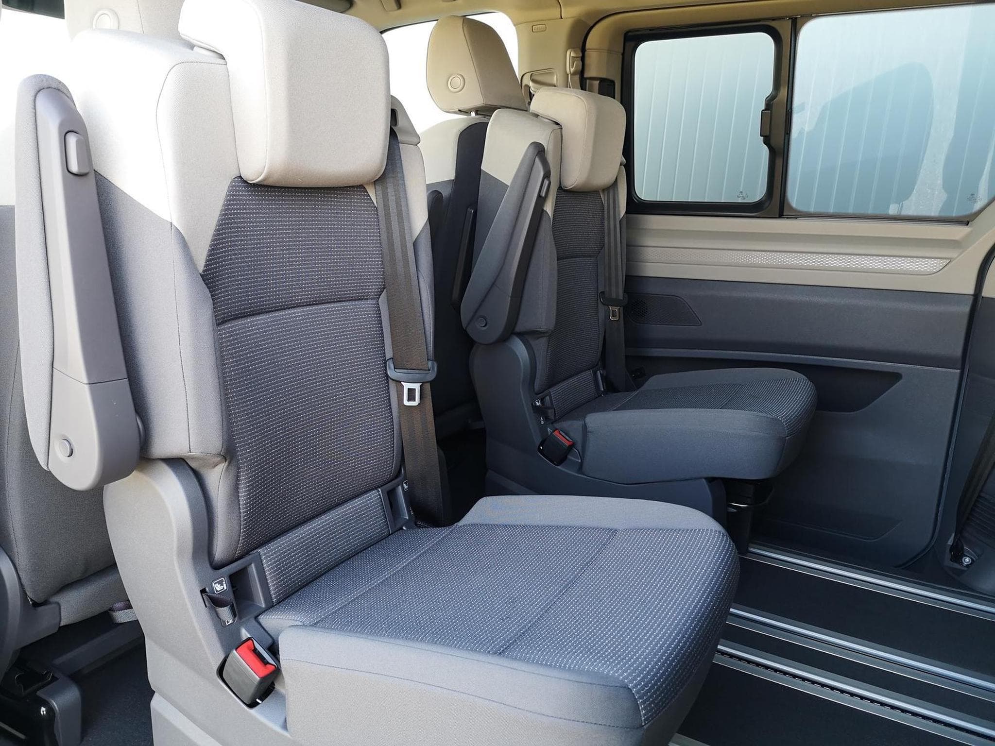 VW T7 Sport Edition (2026) - Photo 5