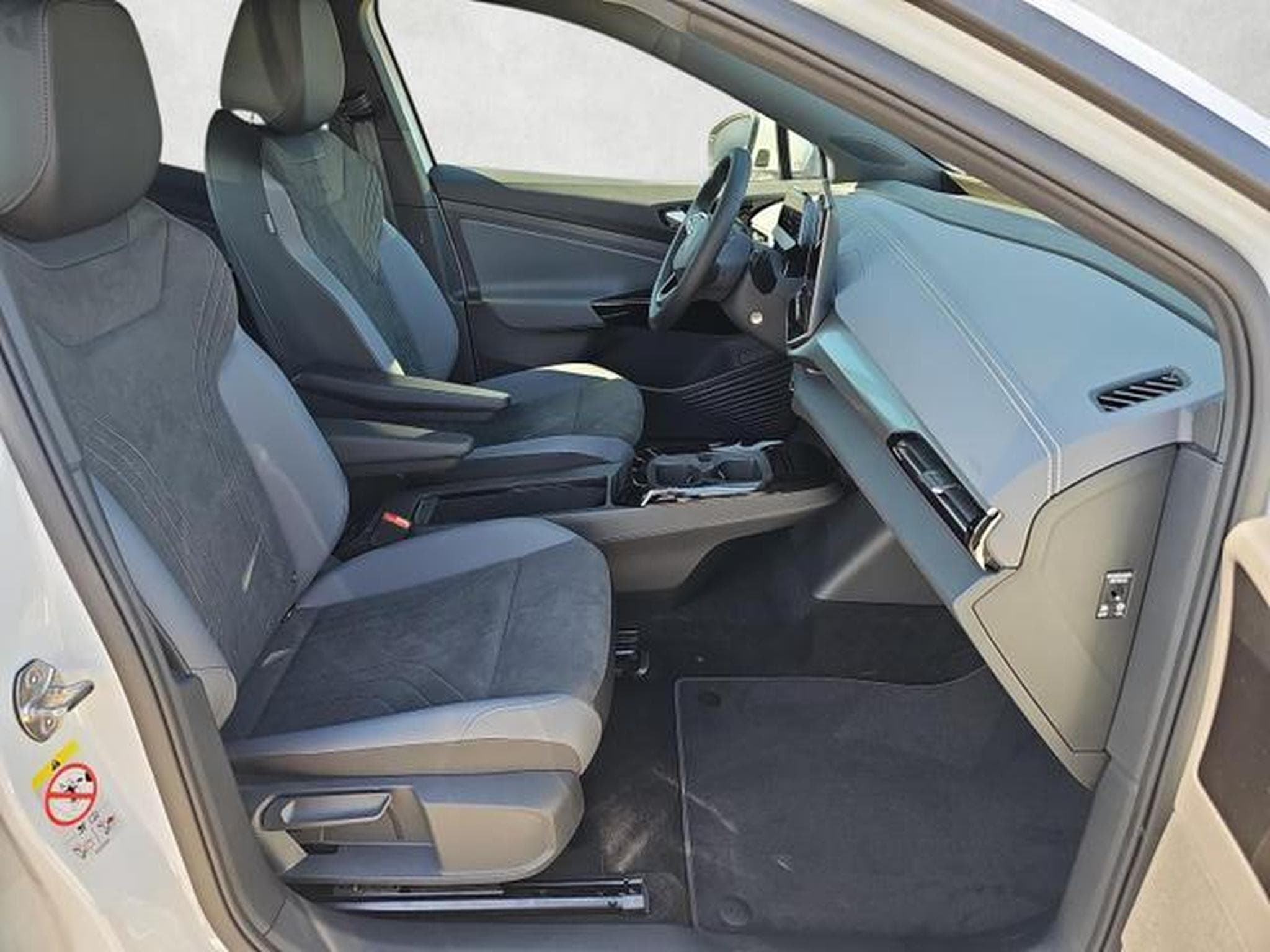 VW ID.4 Pro 210 kW mit Infotainment-Paket (2026) - Photo 10