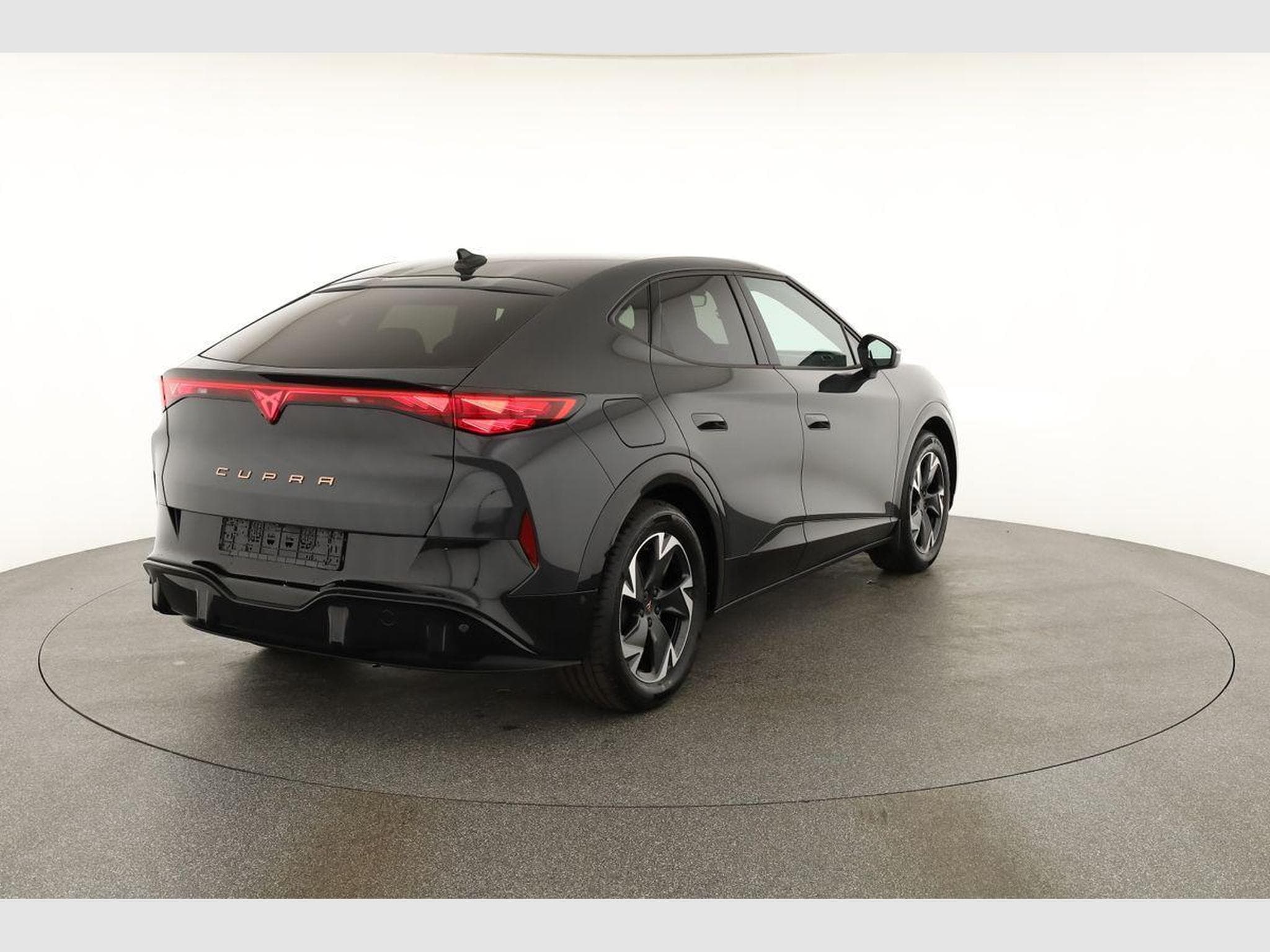 Cupra Tavascan 210 kW Endurance (2026) - Photo 16