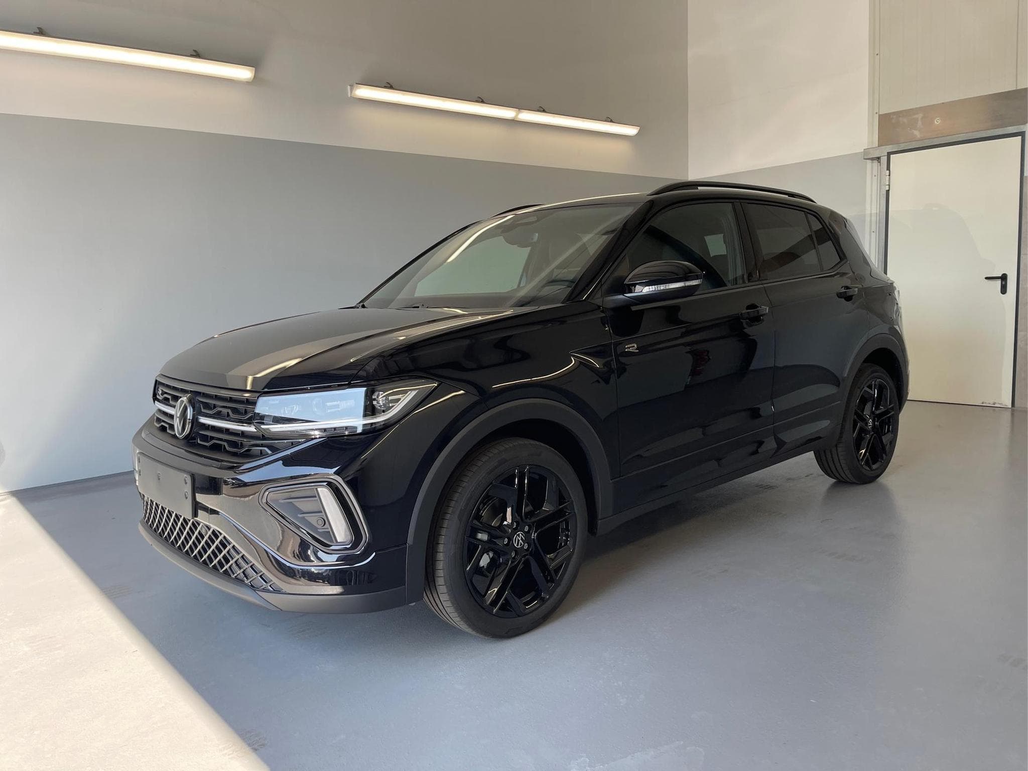 VW T-Cross R-Line (2026) - Photo 1