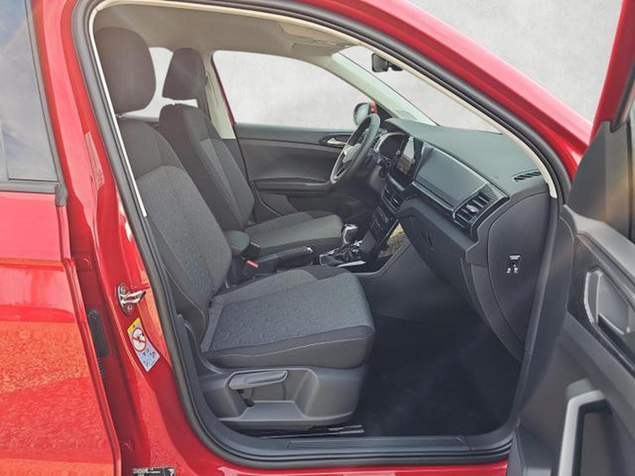 VW T-Cross 1.0 TSI 85 kW Life (2026) - Photo 10