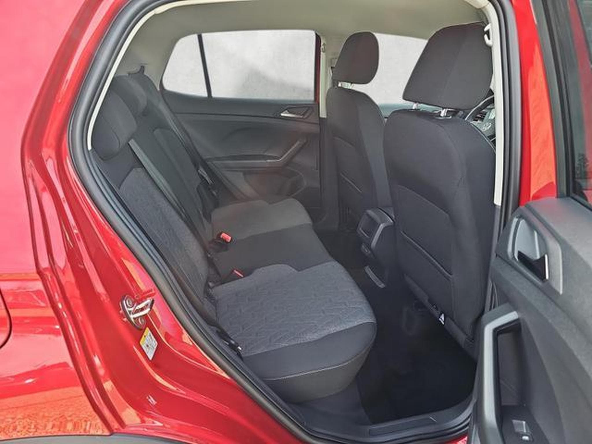 VW T-Cross 1.0 TSI 85 kW Life (2026) - Photo 13