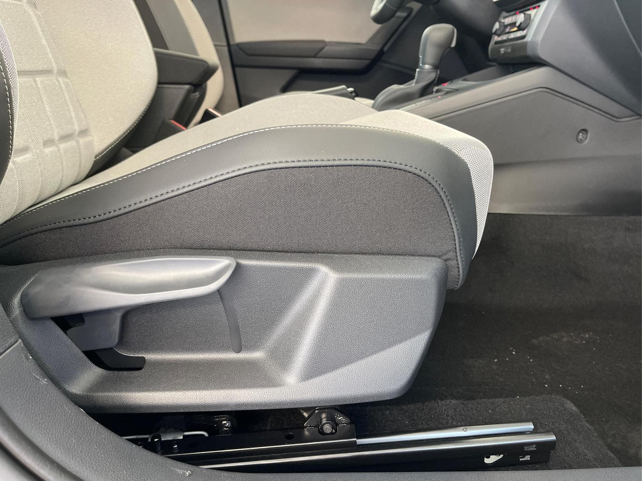 Seat Arona FR (2026) - Photo 14