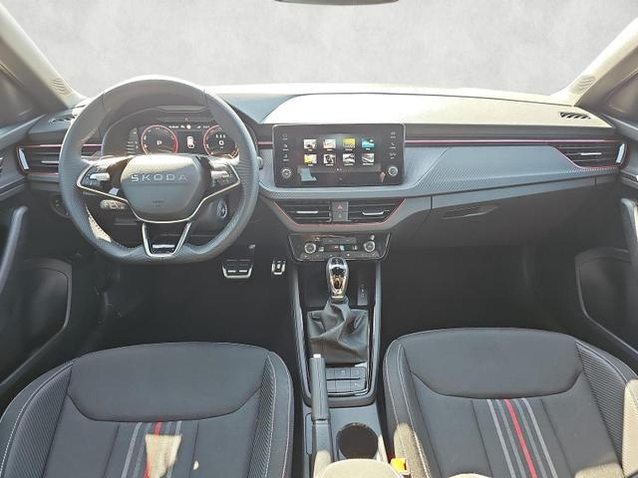 Skoda Scala Monte Carlo (2026) - Photo 11