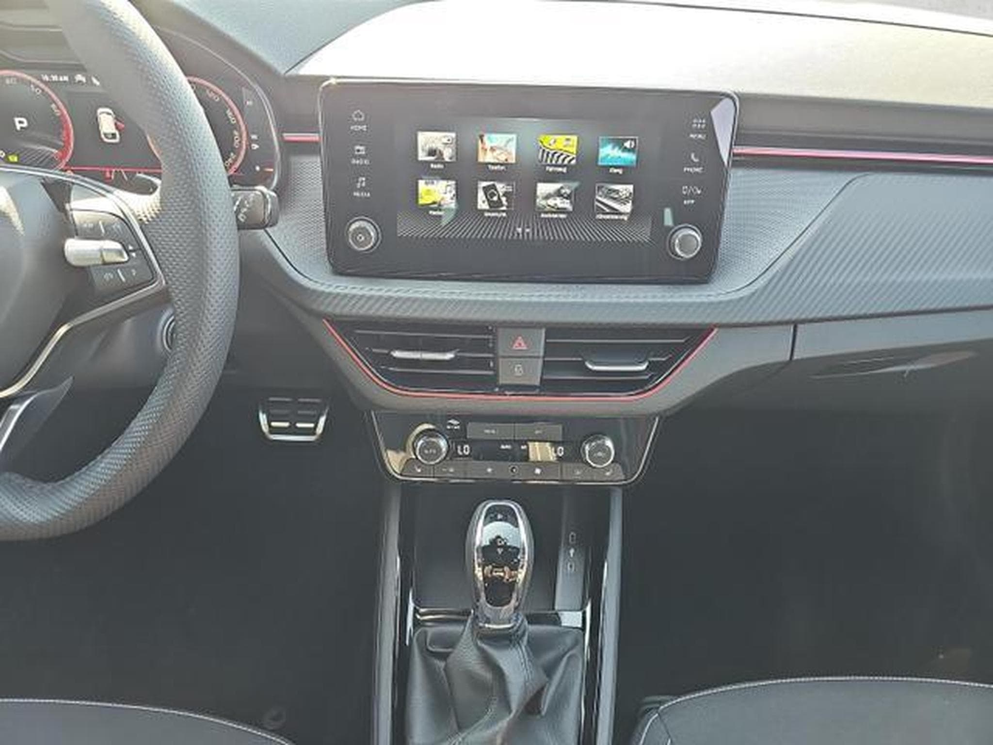 Skoda Scala Monte Carlo (2026) - Photo 12