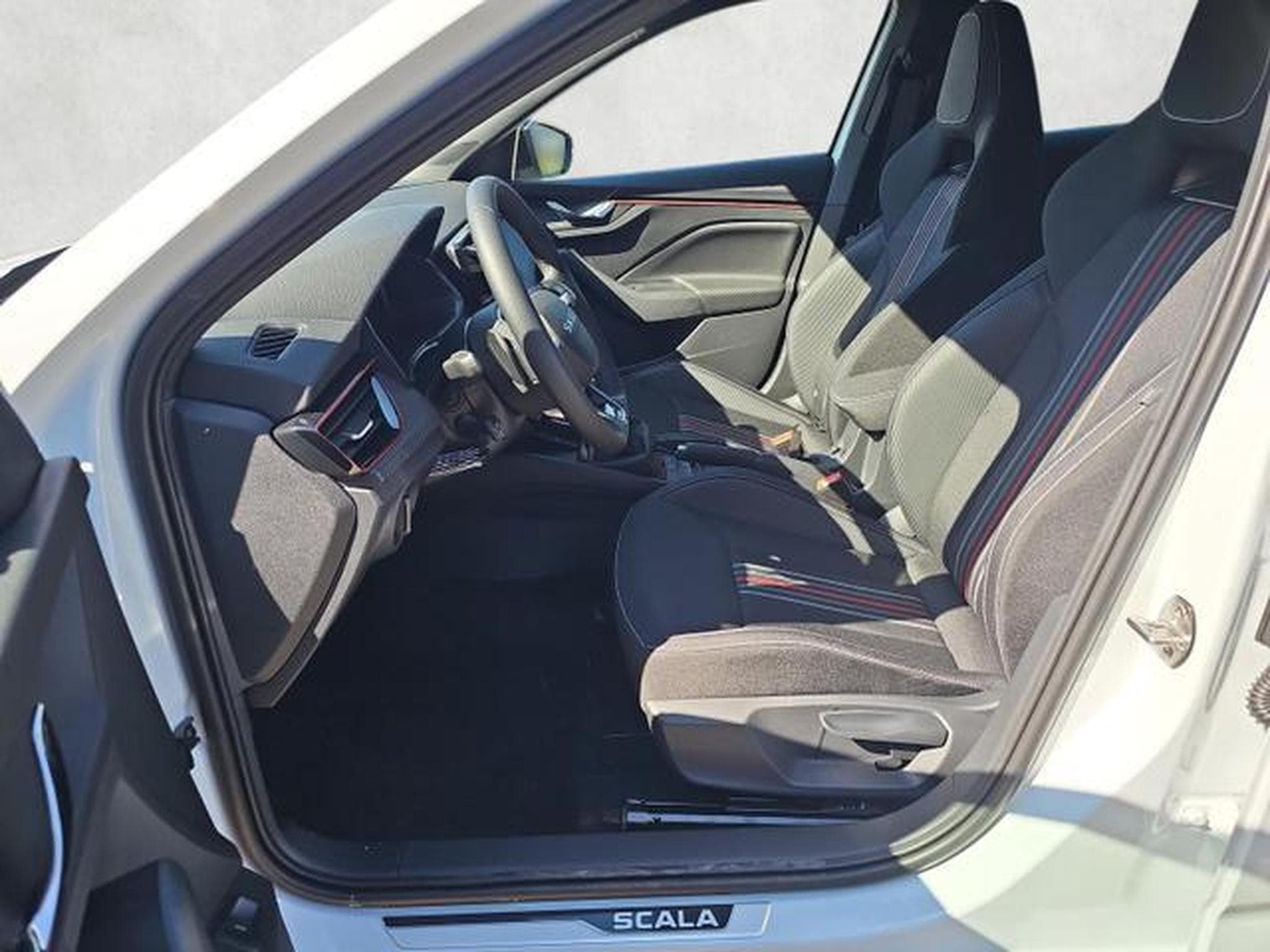 Skoda Scala Monte Carlo (2026) - Photo 9