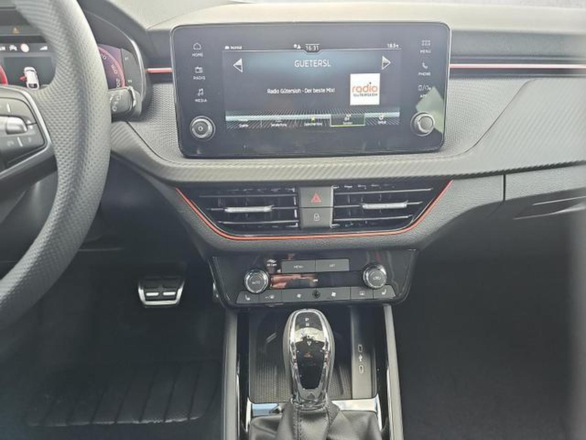 Skoda Scala Monte Carlo (2026) - Photo 12