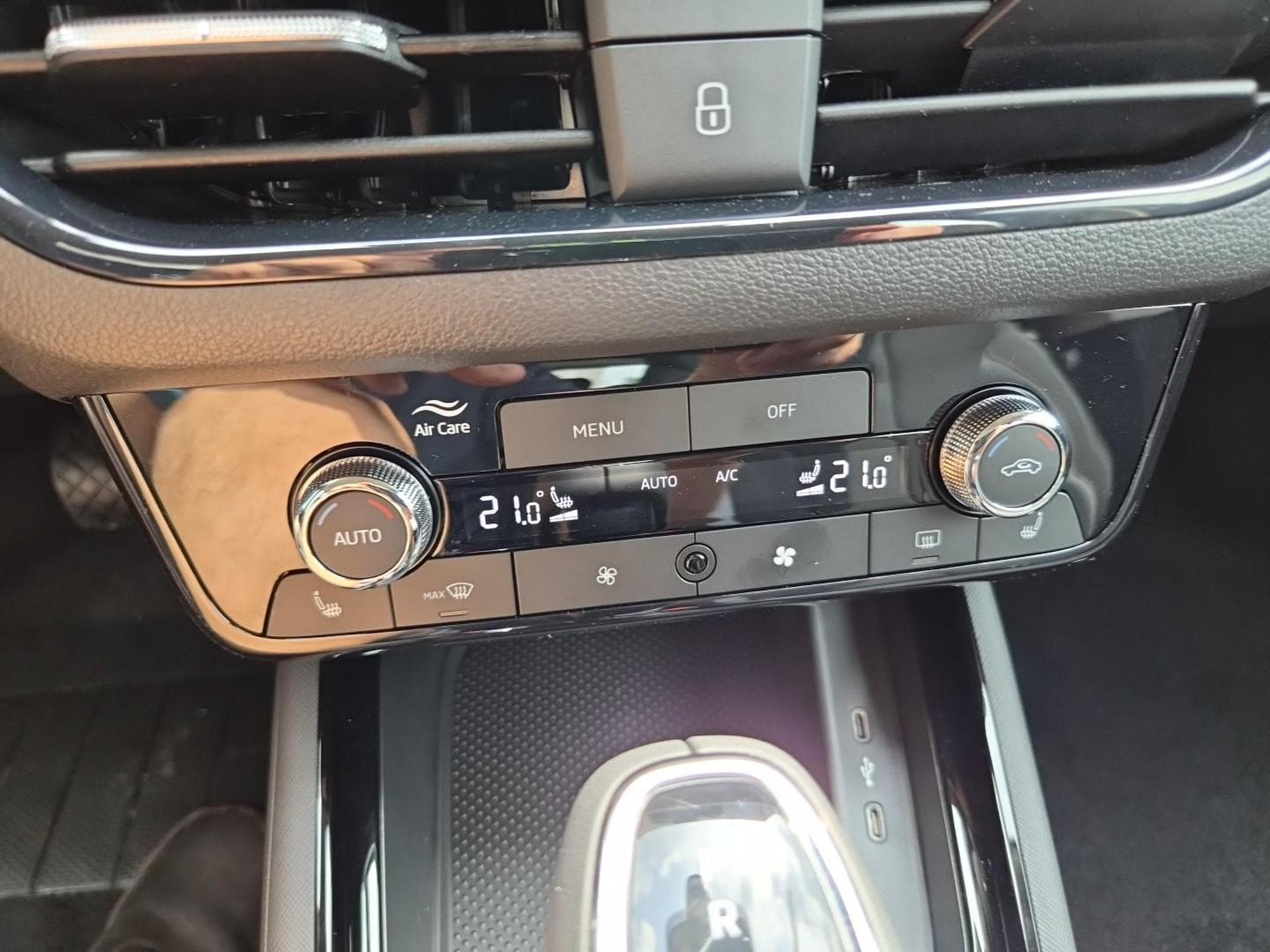 Skoda Scala 1.0 TSI 115PS (2026) - Photo 24