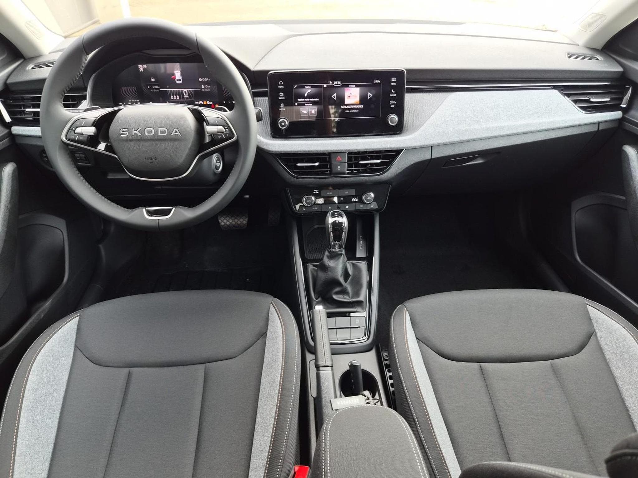Skoda Scala 1.0 TSI 115PS (2026) - Photo 12