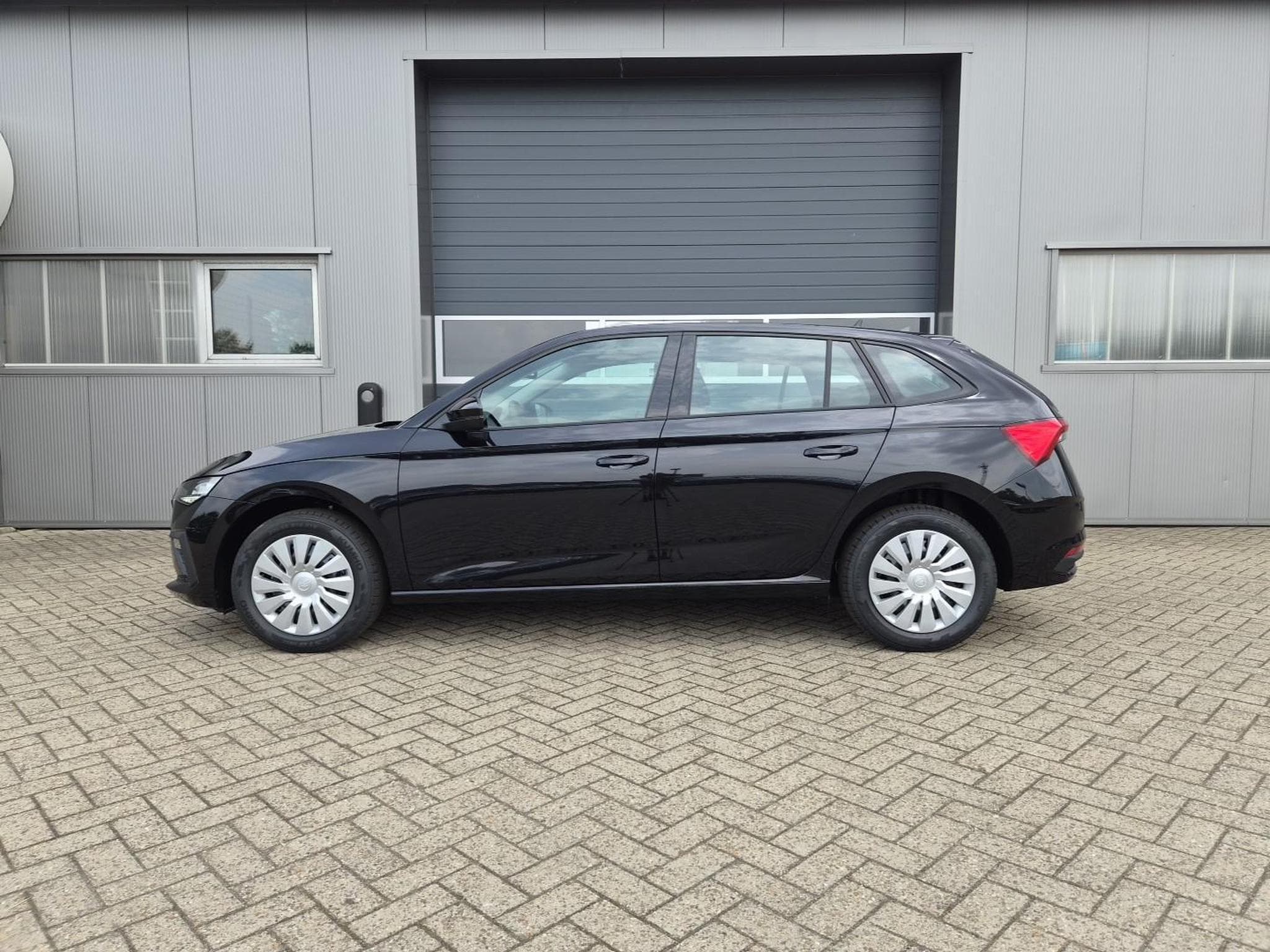 Skoda Scala 1.0 TSI 115PS (2026) - Foto 2