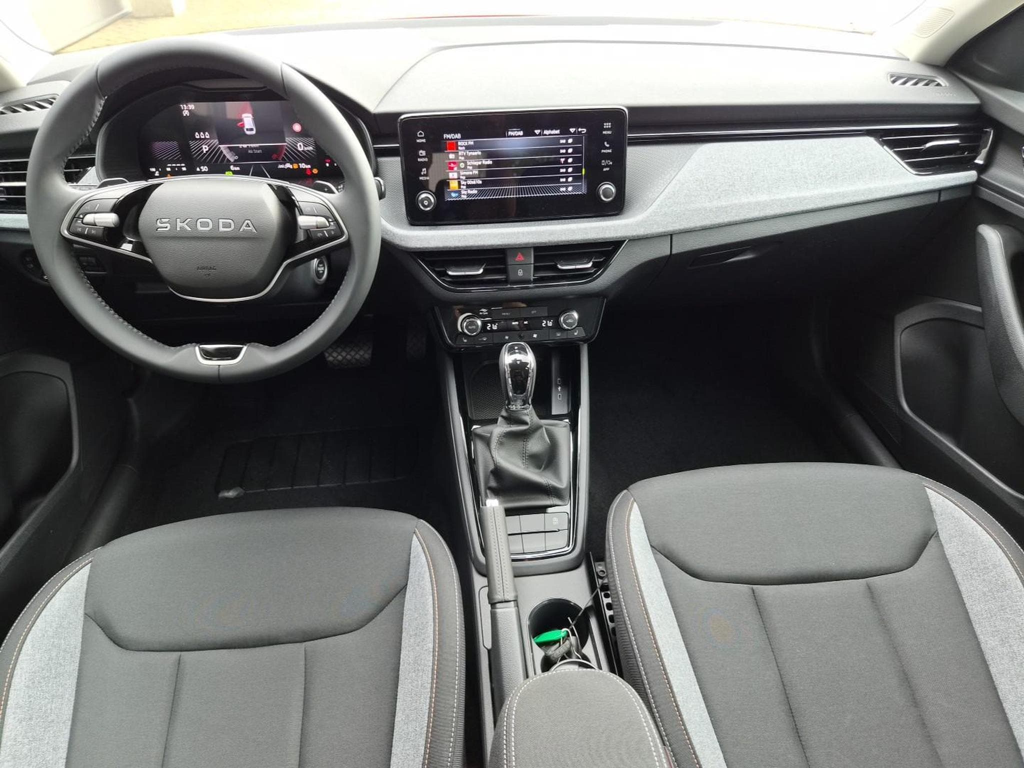 Skoda Scala 1.0 TSI 115PS (2026) - Foto 12