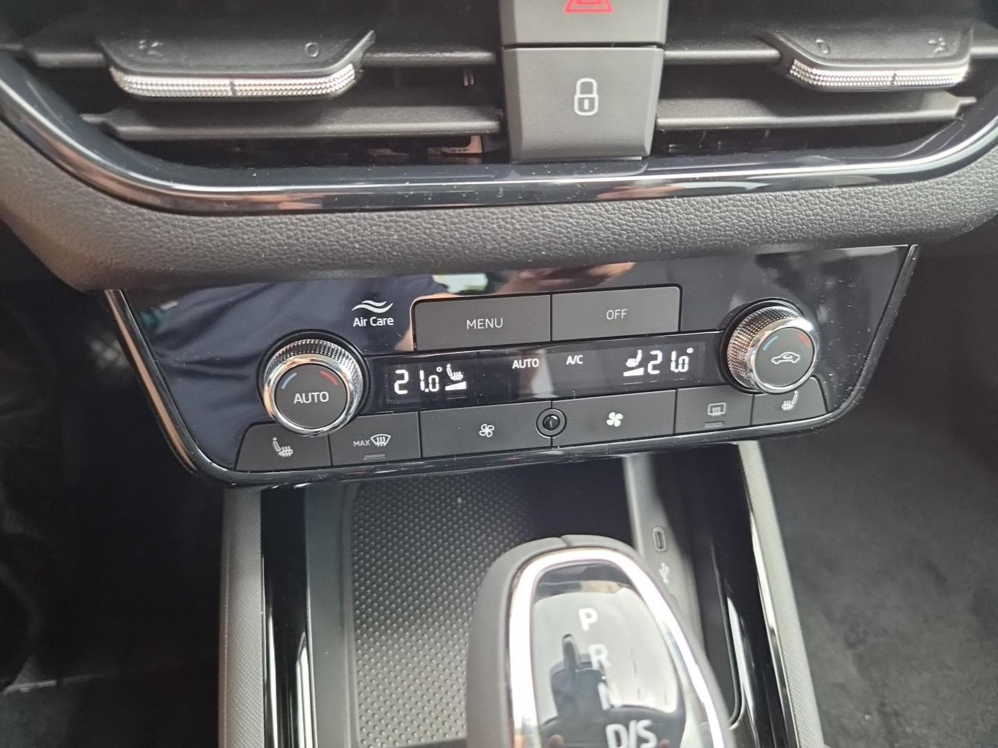 Skoda Scala 1.0 TSI 115PS (2026) - Foto 24