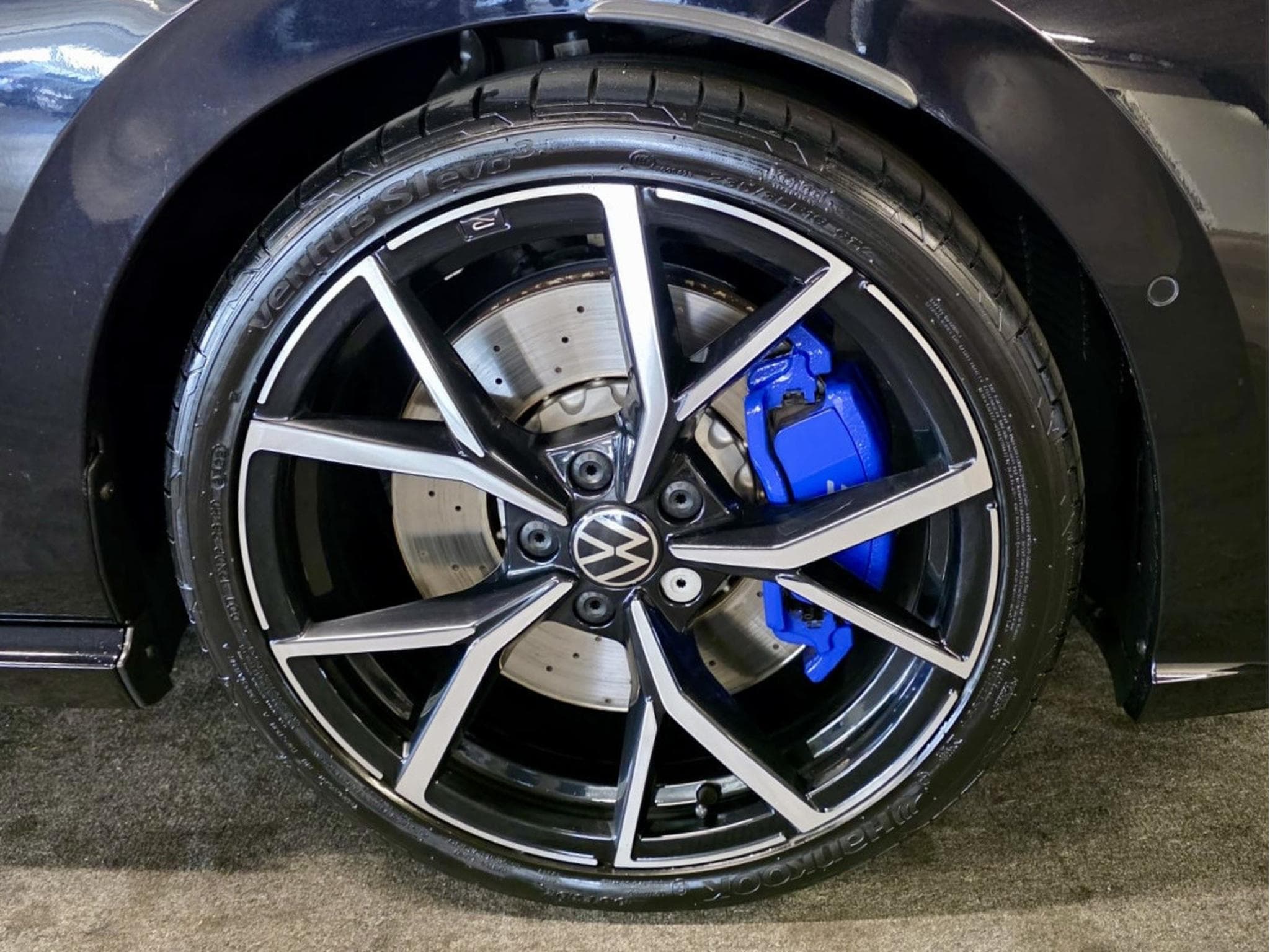 VW Golf R 2.0 TSI 320 4MOTION HARMAN KARDON IQ-LIGHT NAVI (2022) - Foto 13