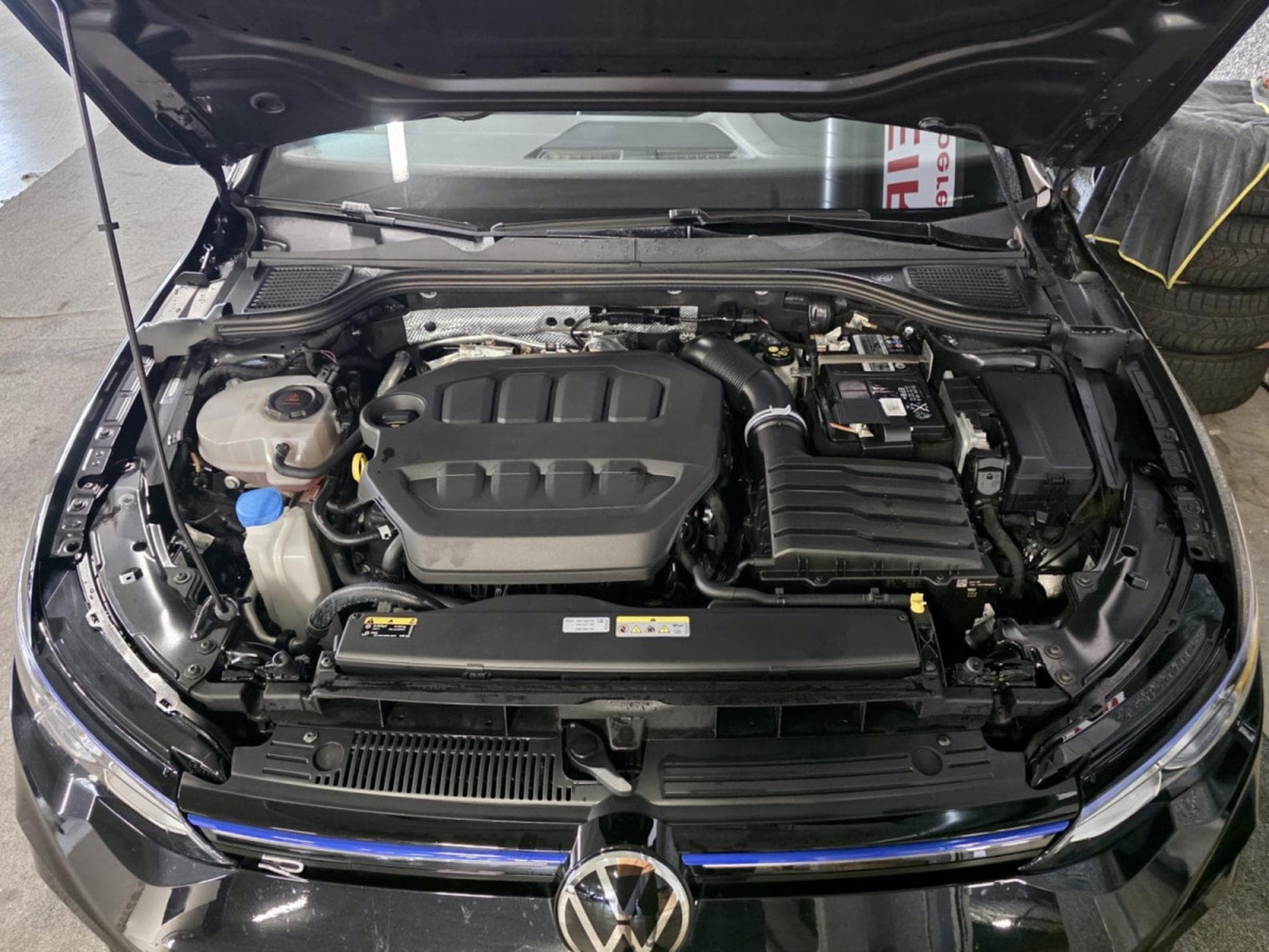 VW Golf R 2.0 TSI 320 4MOTION HARMAN KARDON IQ-LIGHT NAVI (2022) - Foto 14
