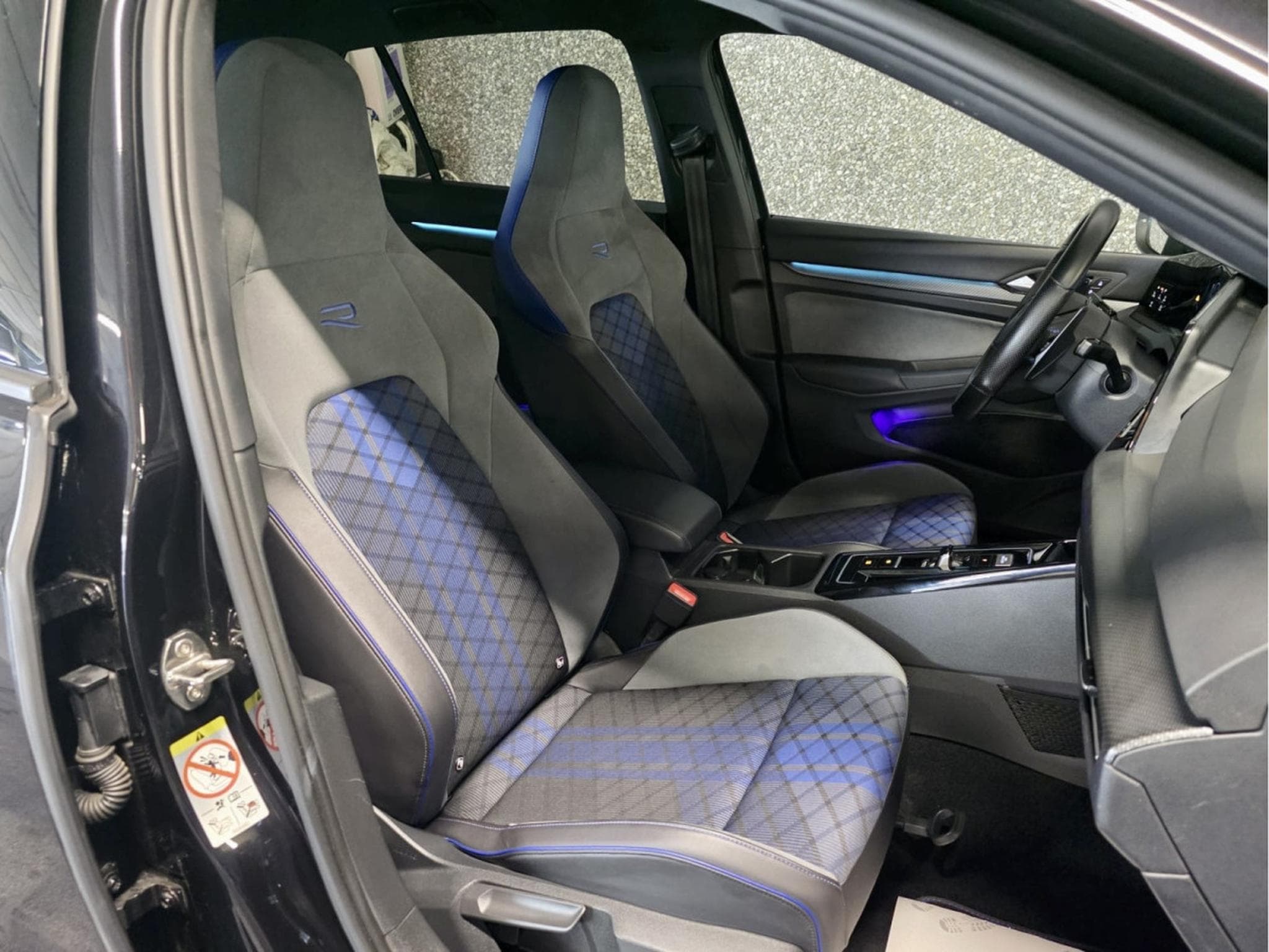 VW Golf R 2.0 TSI 320 4MOTION HARMAN KARDON IQ-LIGHT NAVI (2022) - Foto 4