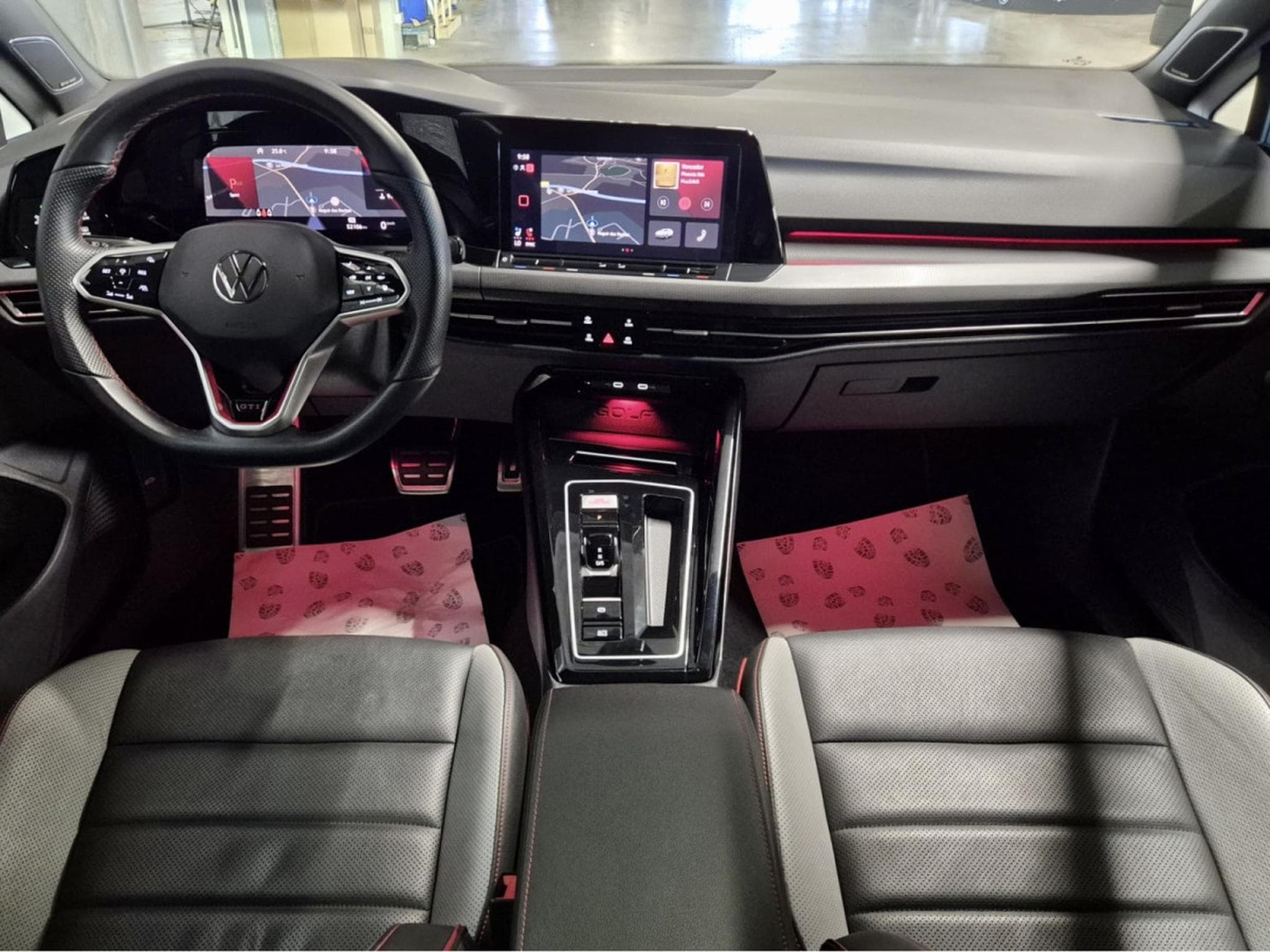 VW Golf GTI 2.0 TSI 300 CLUBSPORT BLACK STYLE HEAD UP HARMAN KARDON (2023) - Foto 7