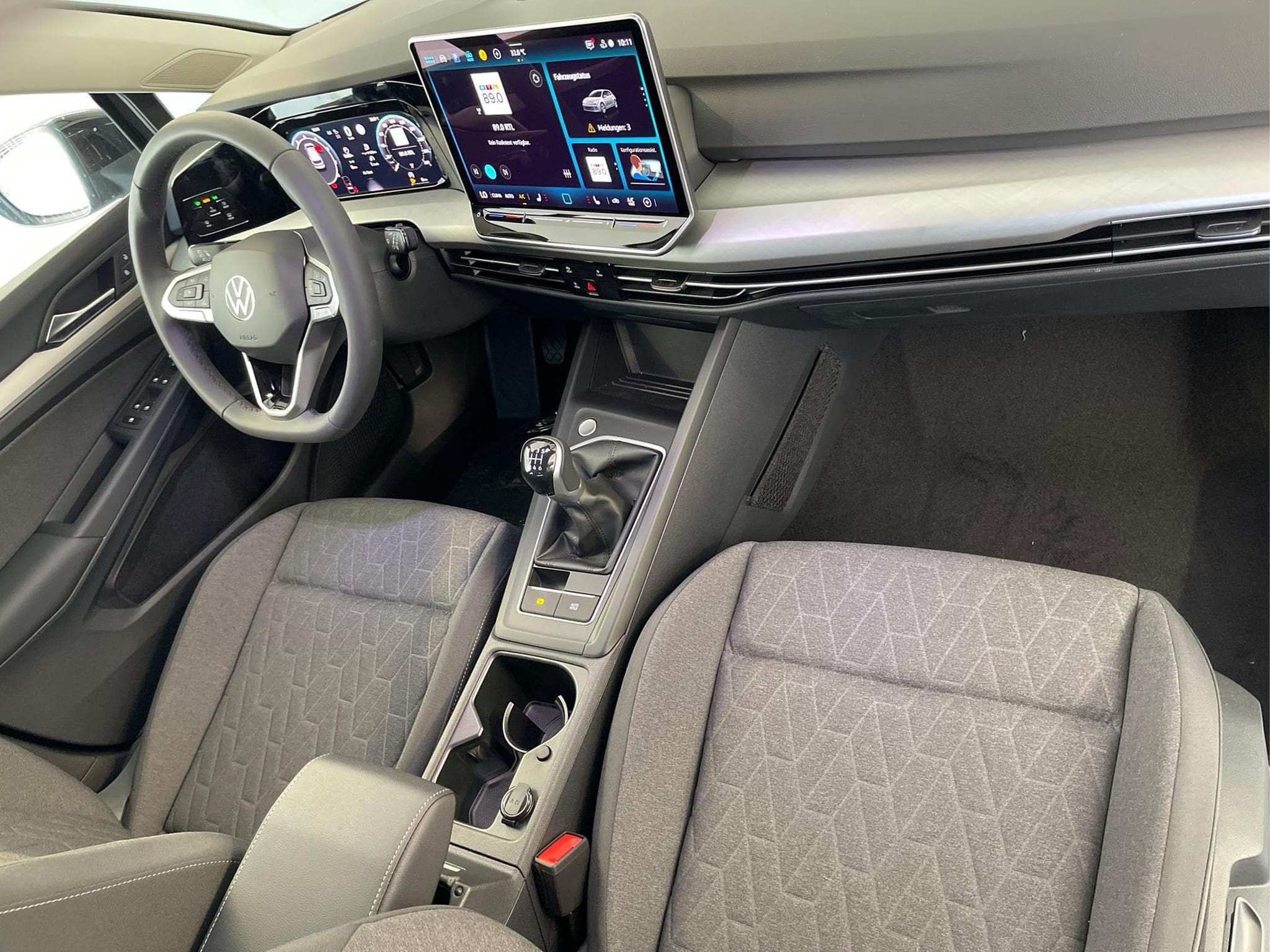 VW Golf LIFE (2026) - Photo 14