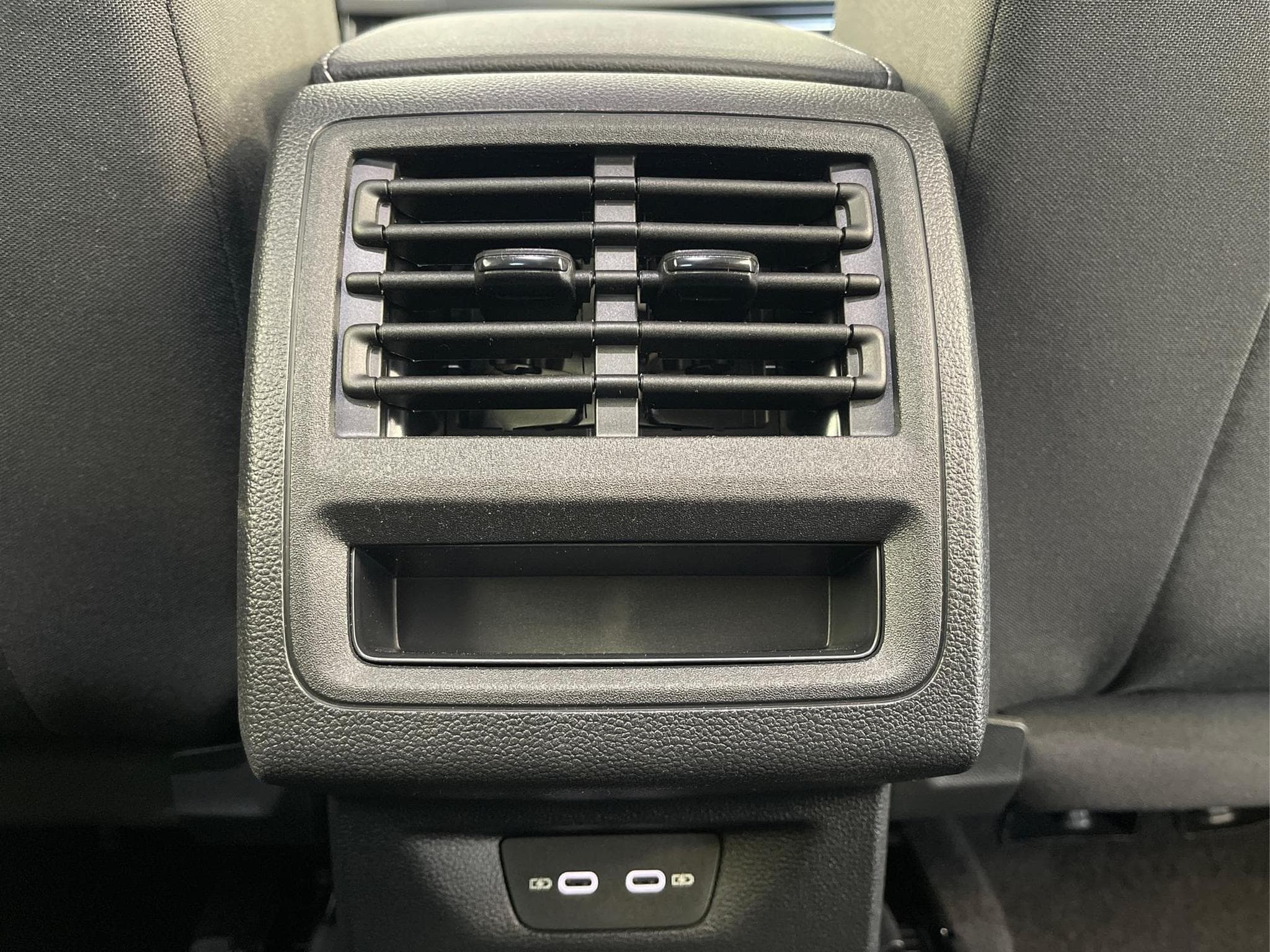 VW Golf LIFE (2026) - Photo 18