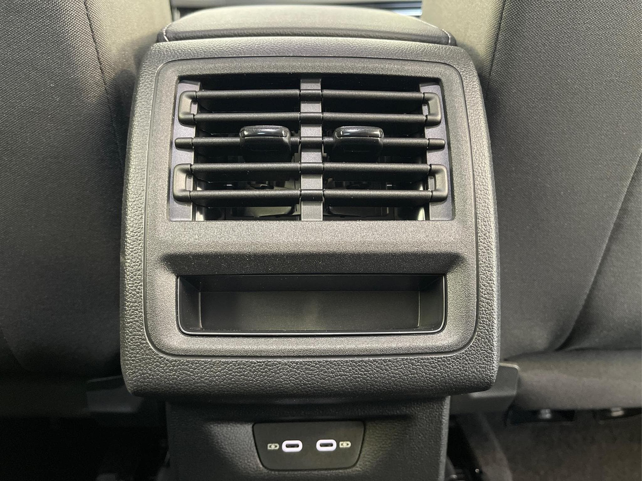 VW Golf LIFE (2026) - Photo 18