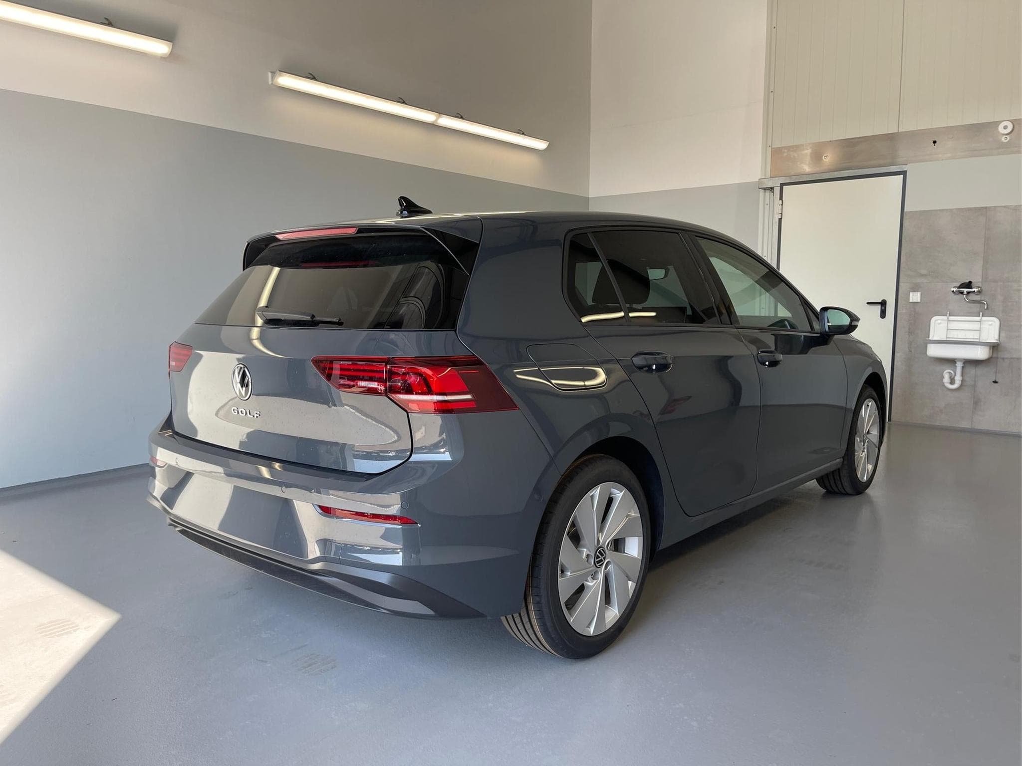 VW Golf LIFE (2026) - Photo 4