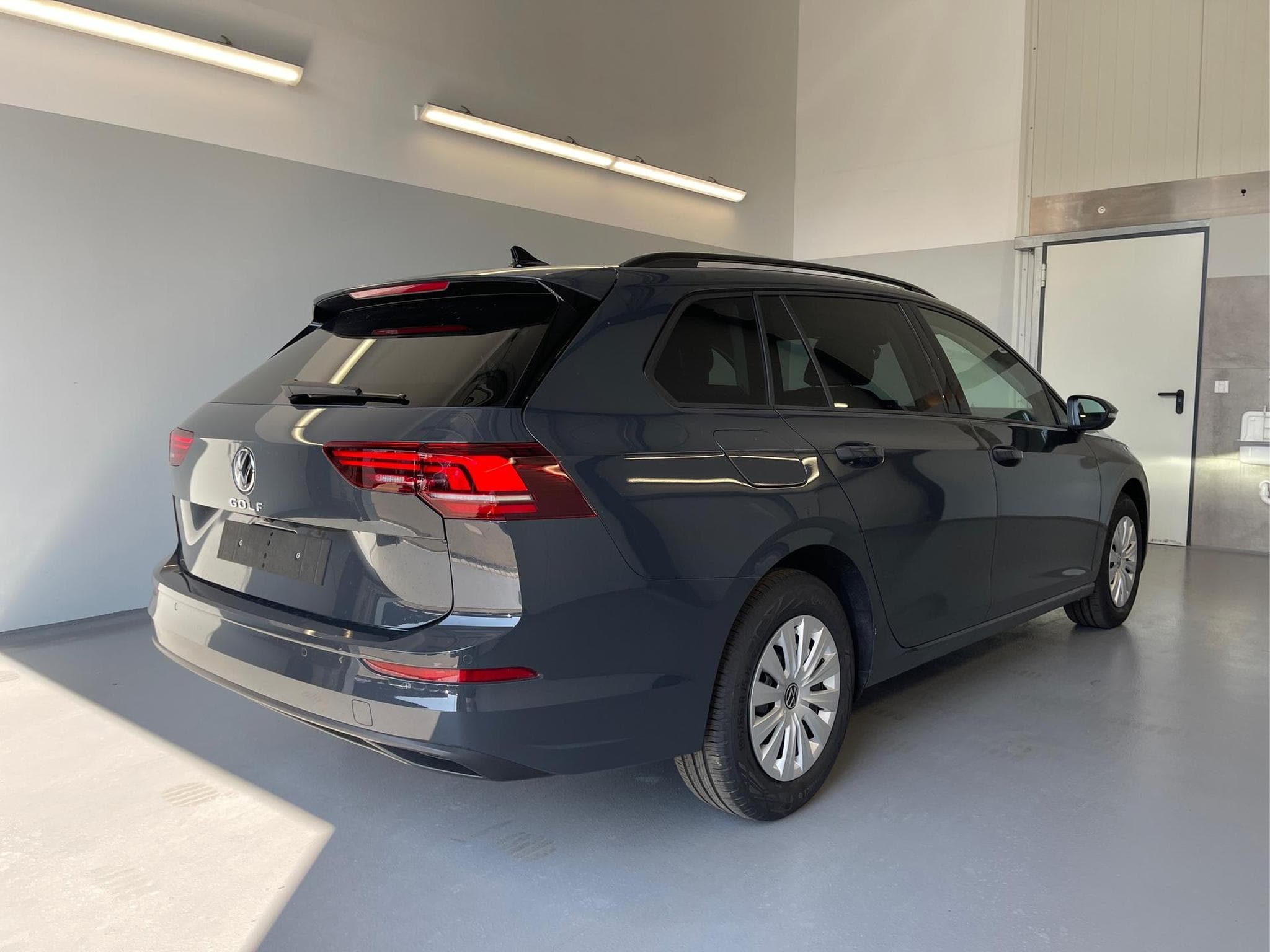 VW Golf Variant Golf Variant (2026) - Photo 4