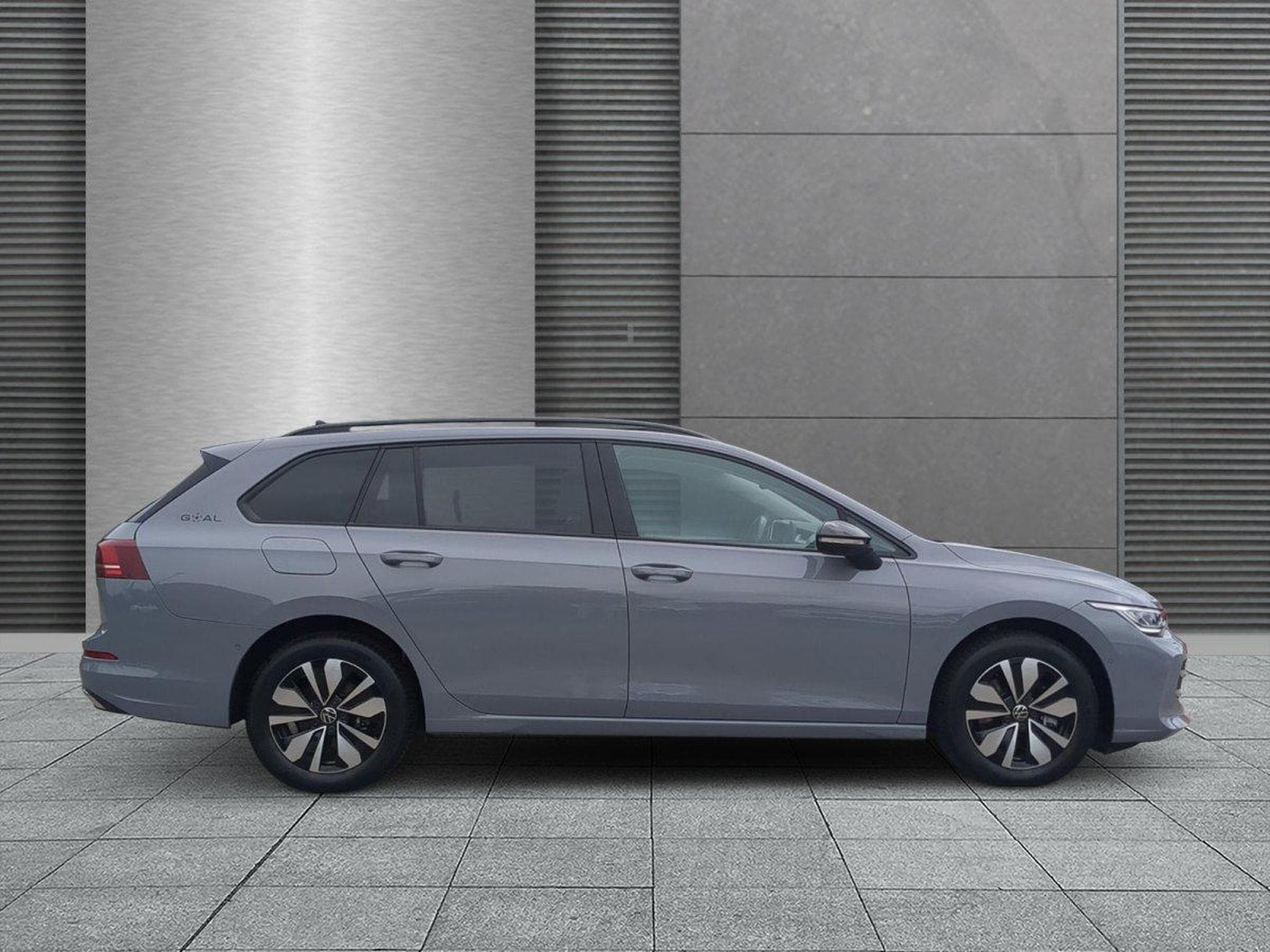 VW Golf Variant Goal (2025) - Photo 2