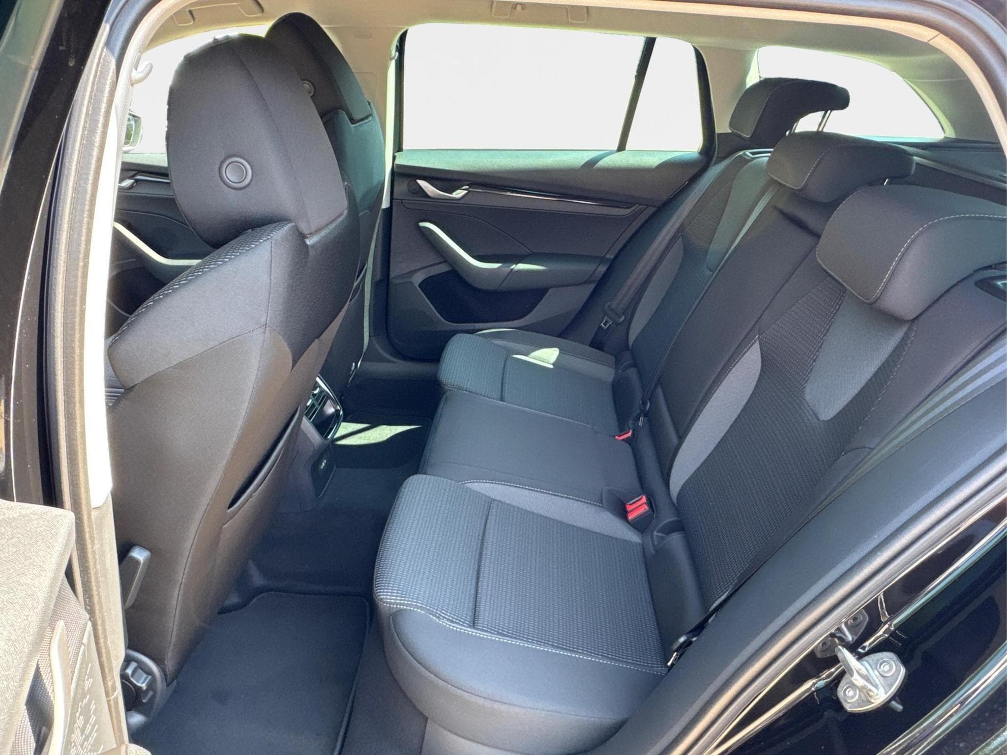 Skoda Octavia Selection (2026) - Photo 17
