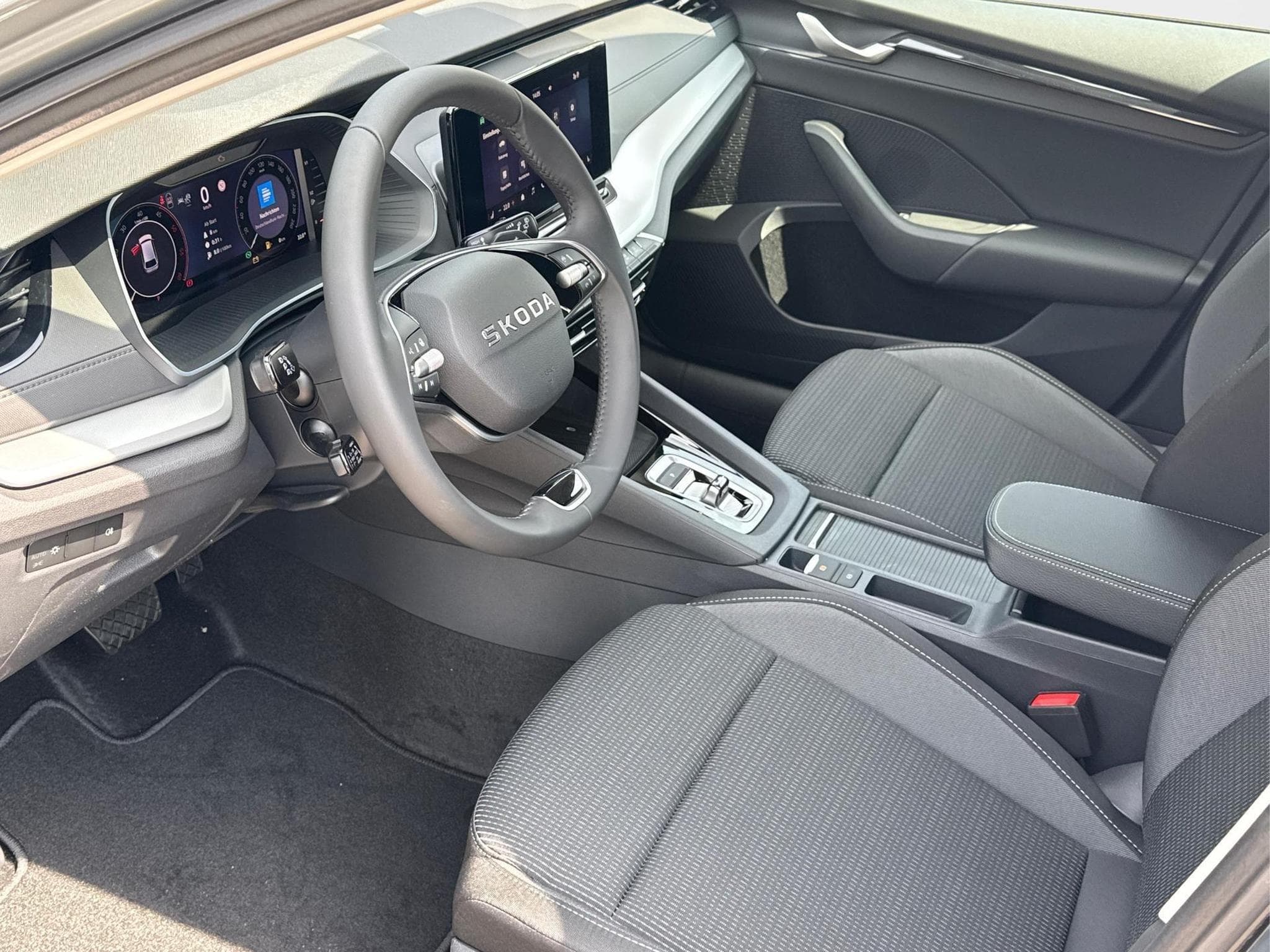 Skoda Octavia Selection (2026) - Photo 8