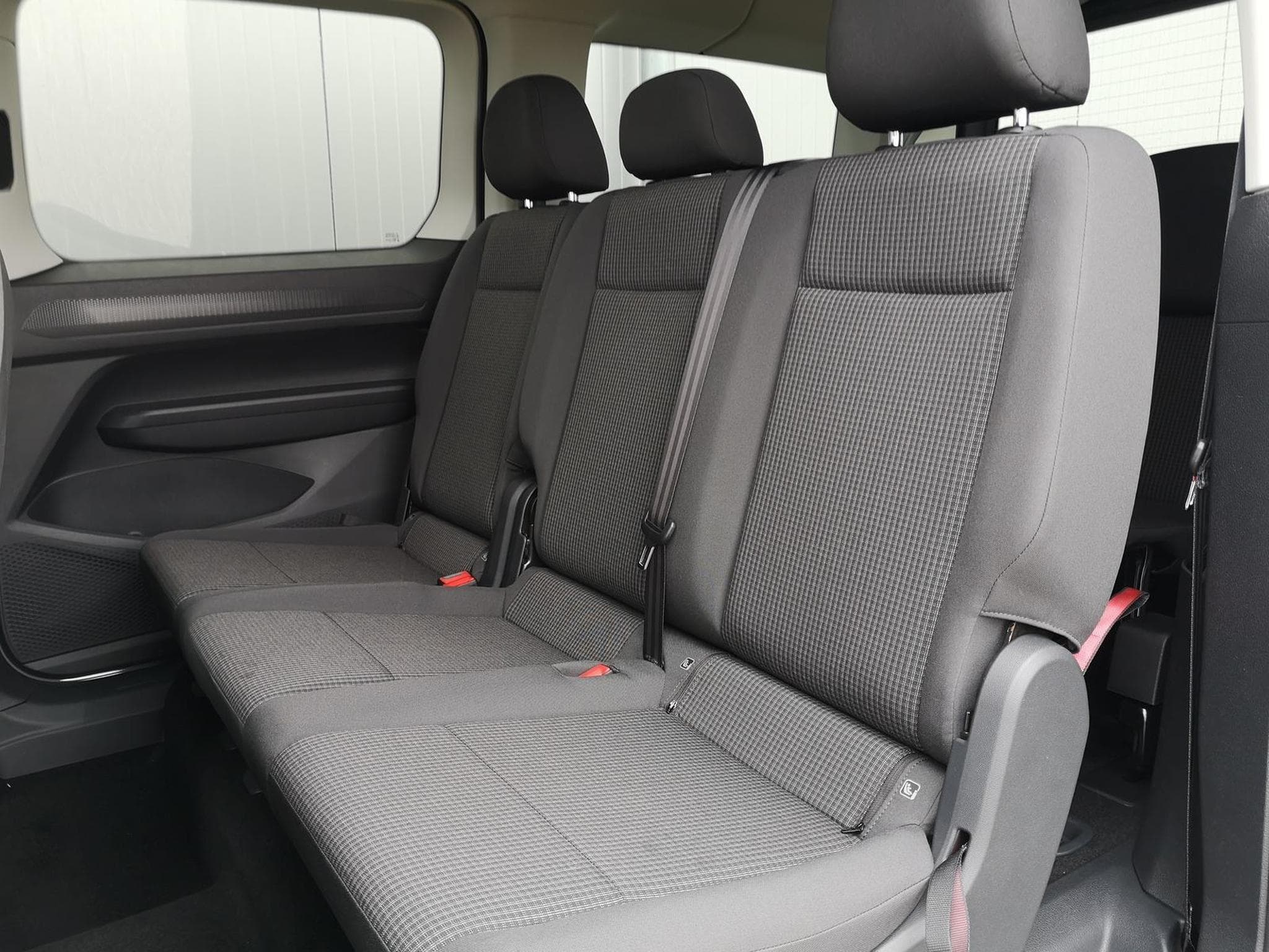 VW Caddy Basis (2026) - Photo 10