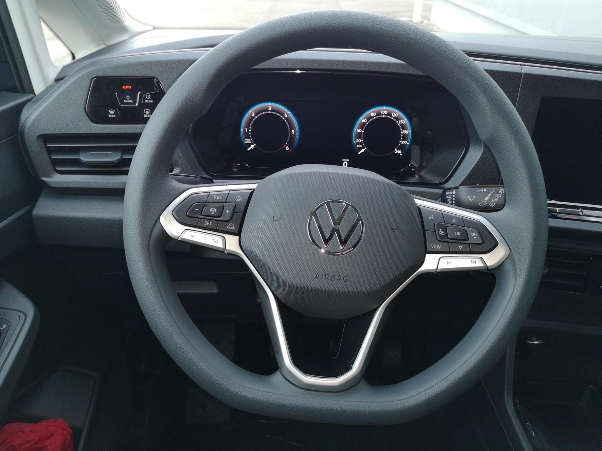 VW Caddy Basis (2026) - Photo 7