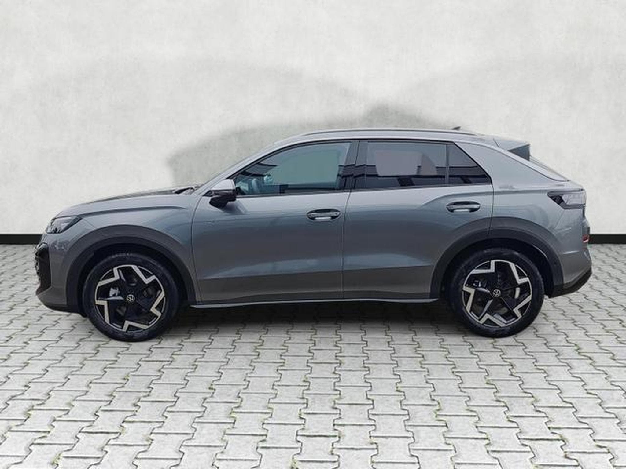 VW T-Roc 1.5 eTSI 110 kW R-Line (2026) - Photo 4