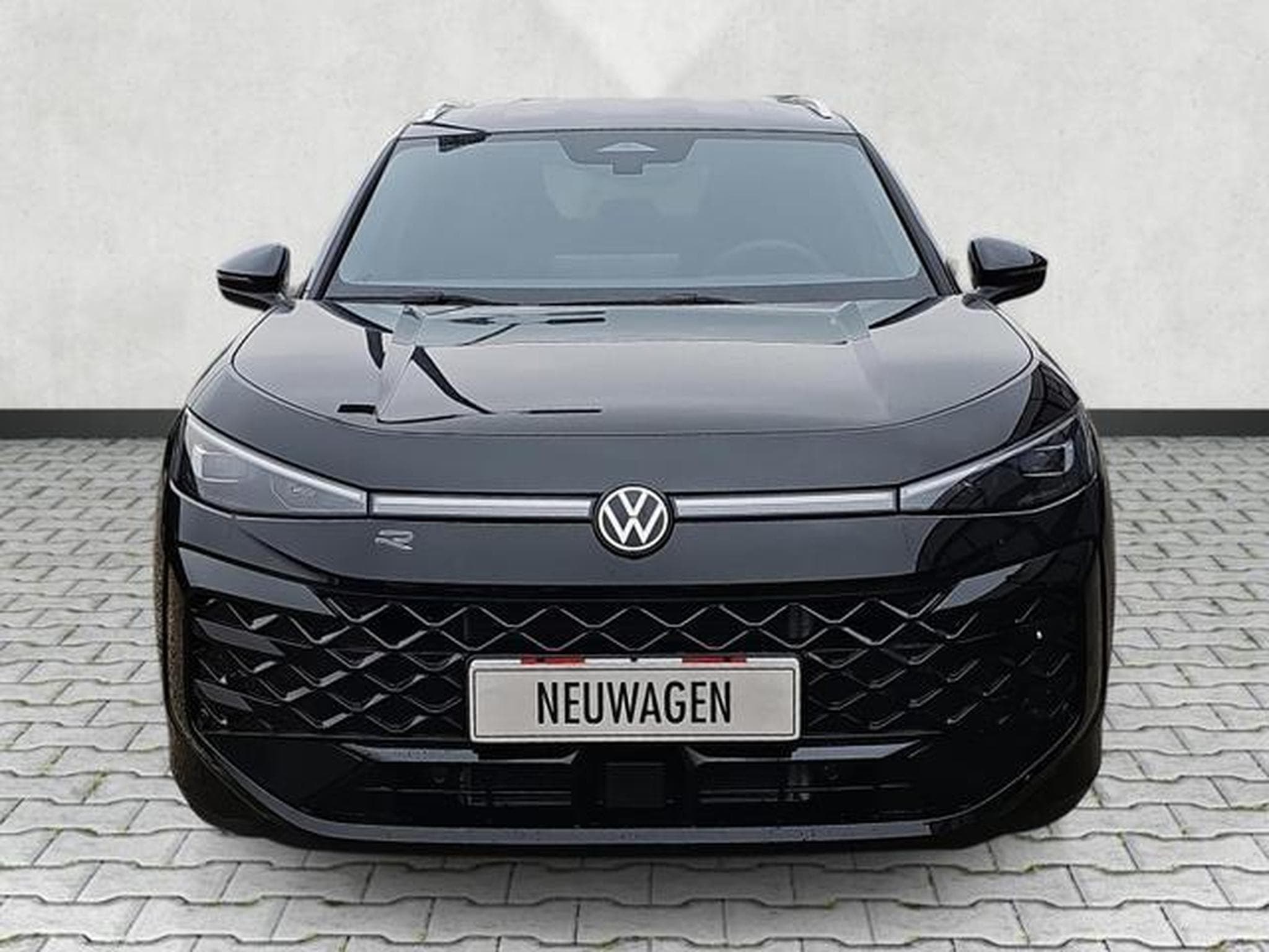 VW T-Roc 1.5 eTSI 110 kW R-Line (2026) - Photo 2