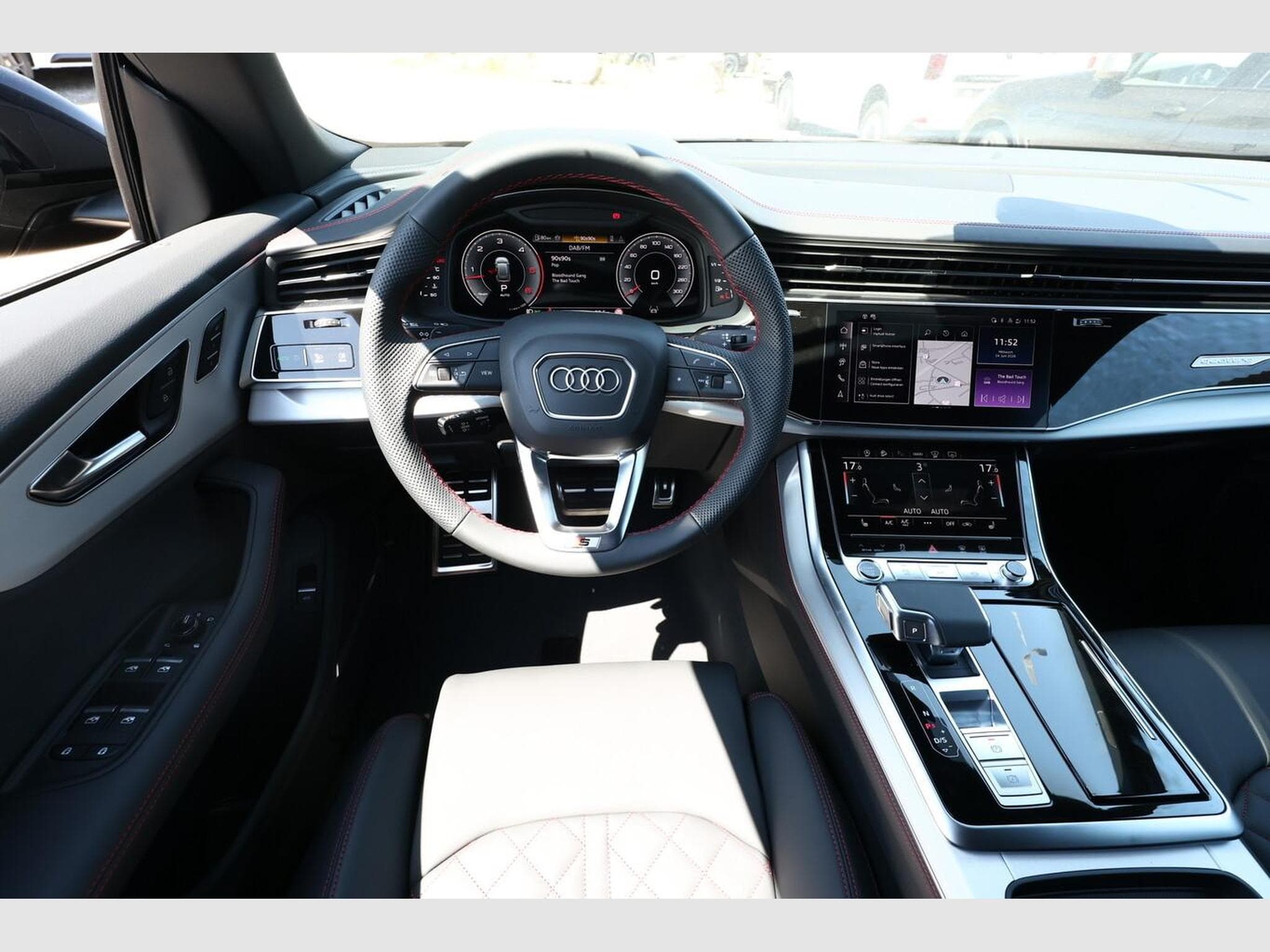 Audi Q8 S line (2026) - Photo 7