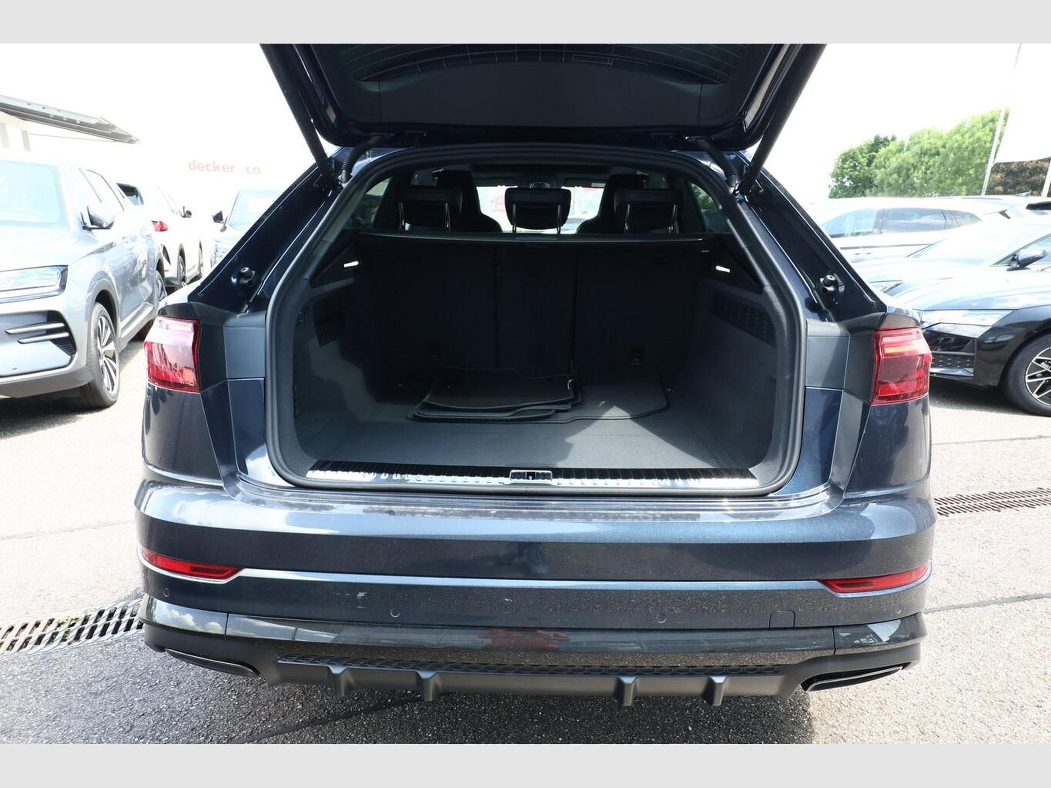 Audi Q8 S line (2026) - Photo 4